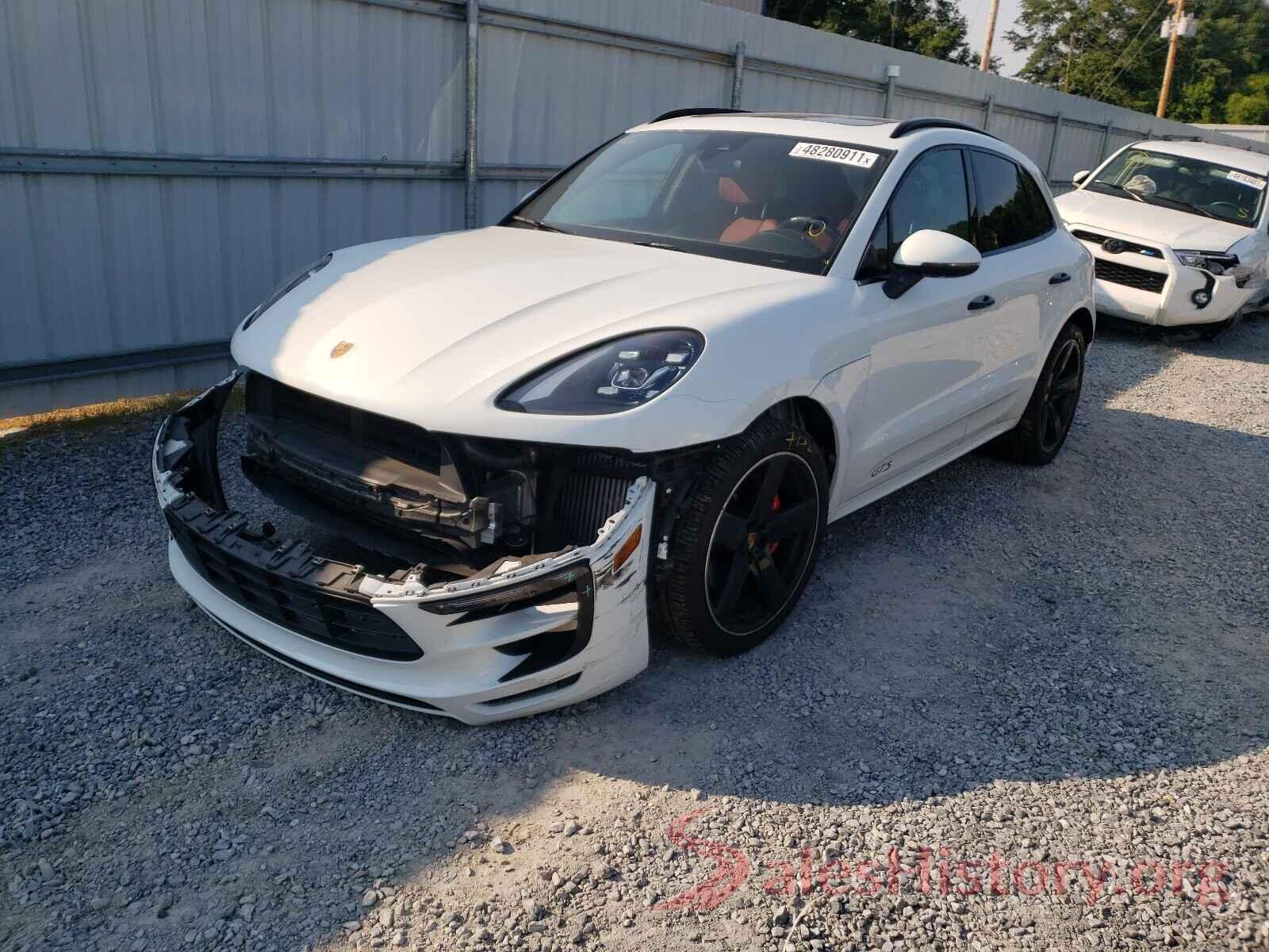 WP1AG2A50HLB54075 2017 PORSCHE MACAN