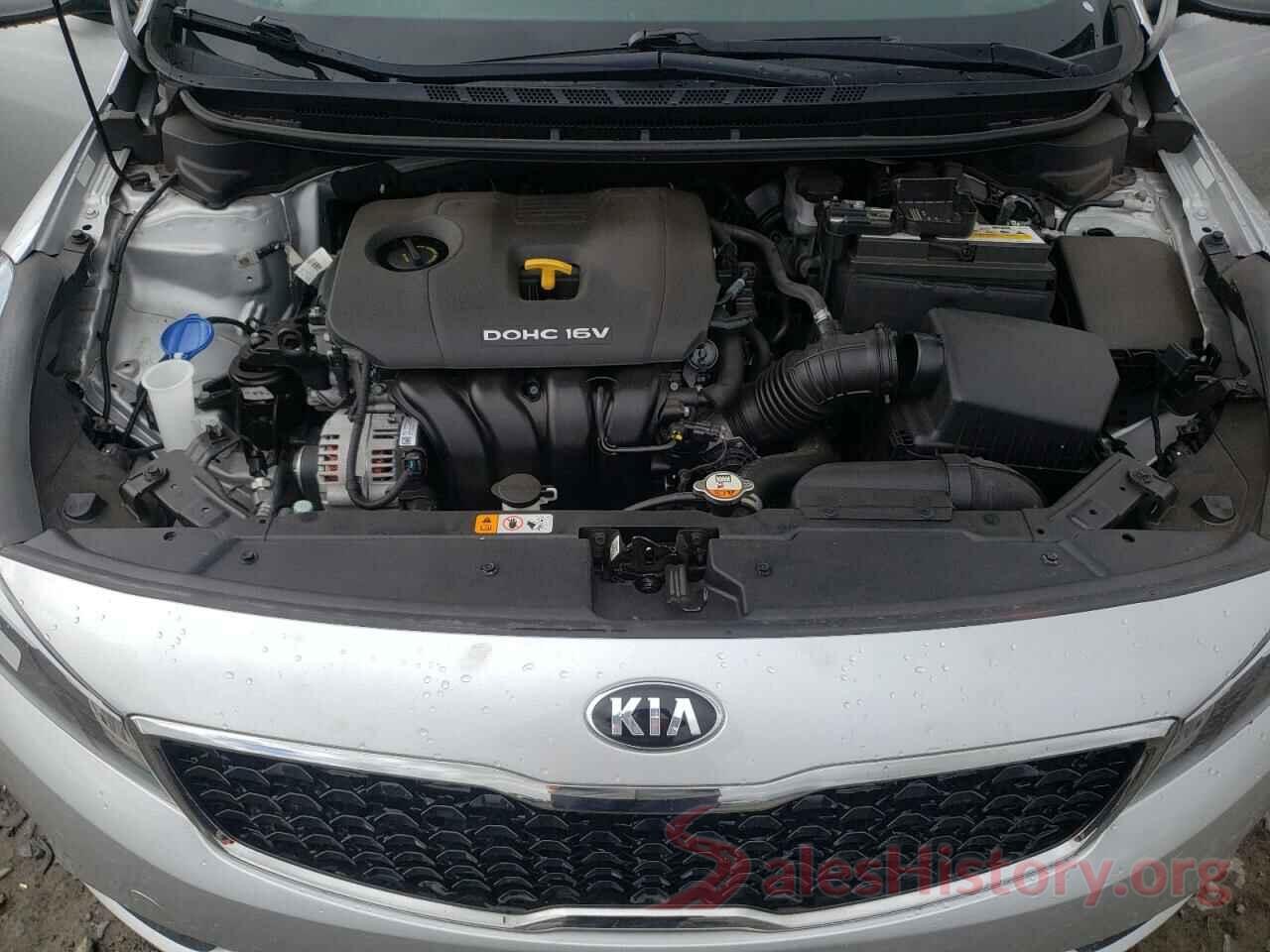 3KPFK4A77JE265692 2018 KIA FORTE