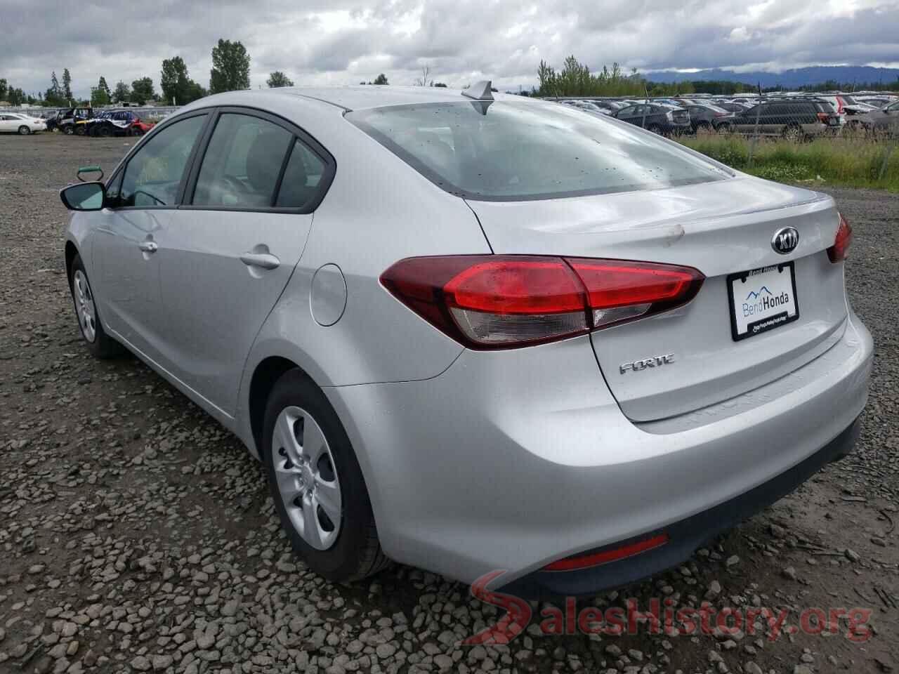 3KPFK4A77JE265692 2018 KIA FORTE