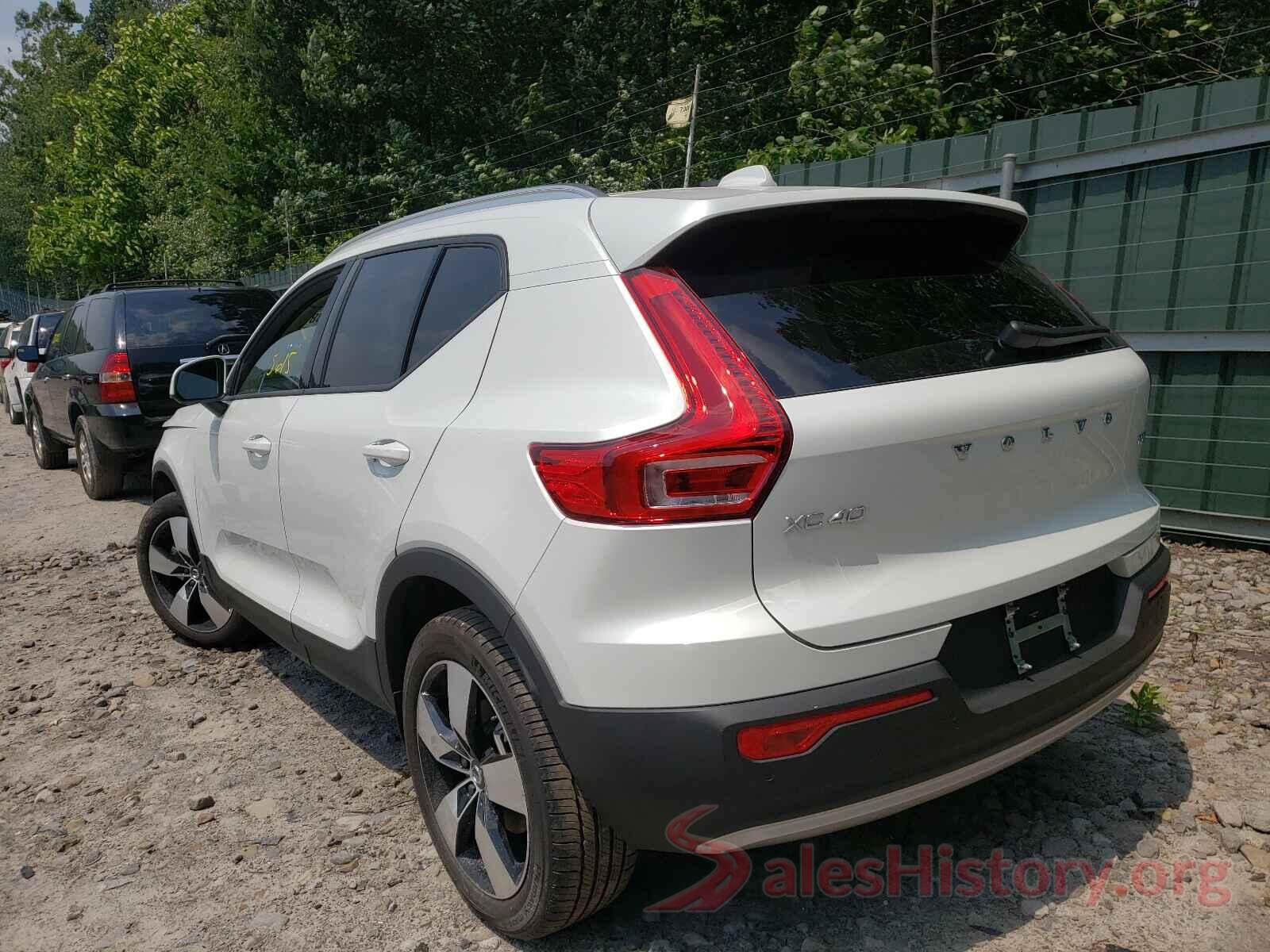 YV4162UK6M2398588 2021 VOLVO XC40