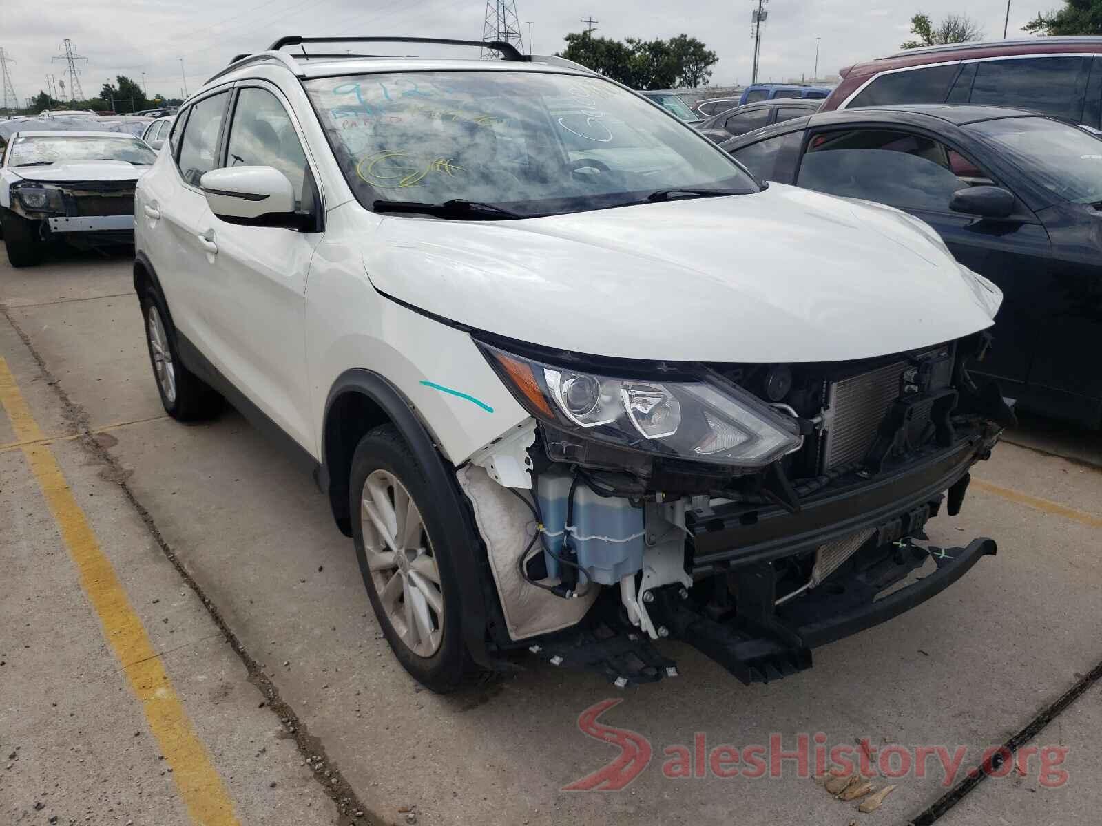 JN1BJ1CP4JW191976 2018 NISSAN ROGUE