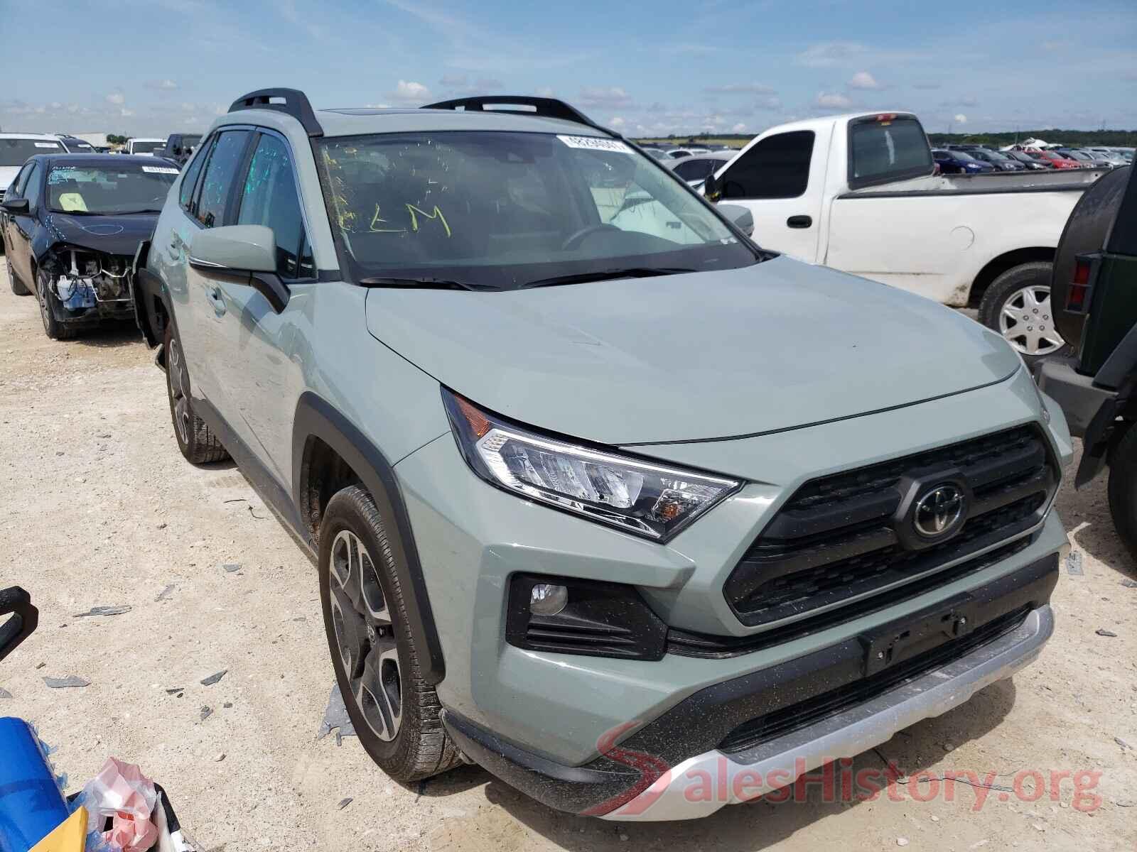 2T3J1RFV5KC030085 2019 TOYOTA RAV4