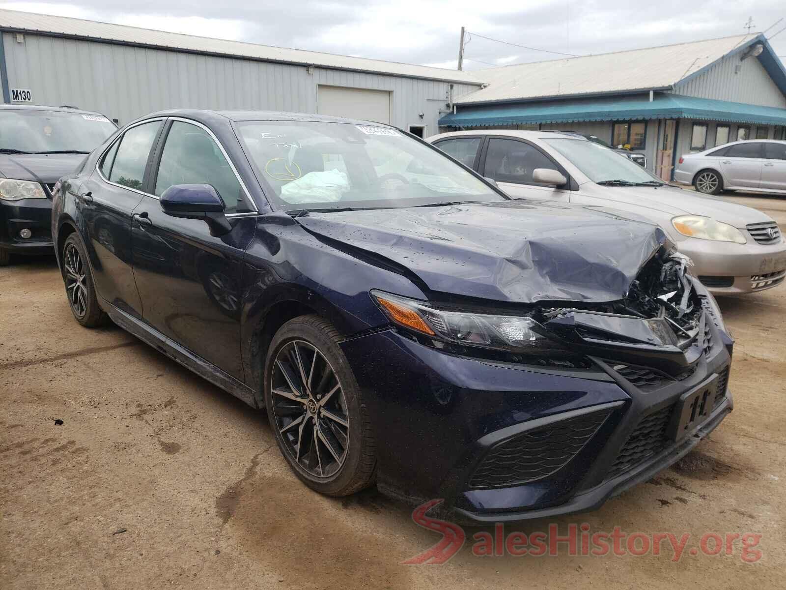 4T1G11AK8MU423498 2021 TOYOTA CAMRY