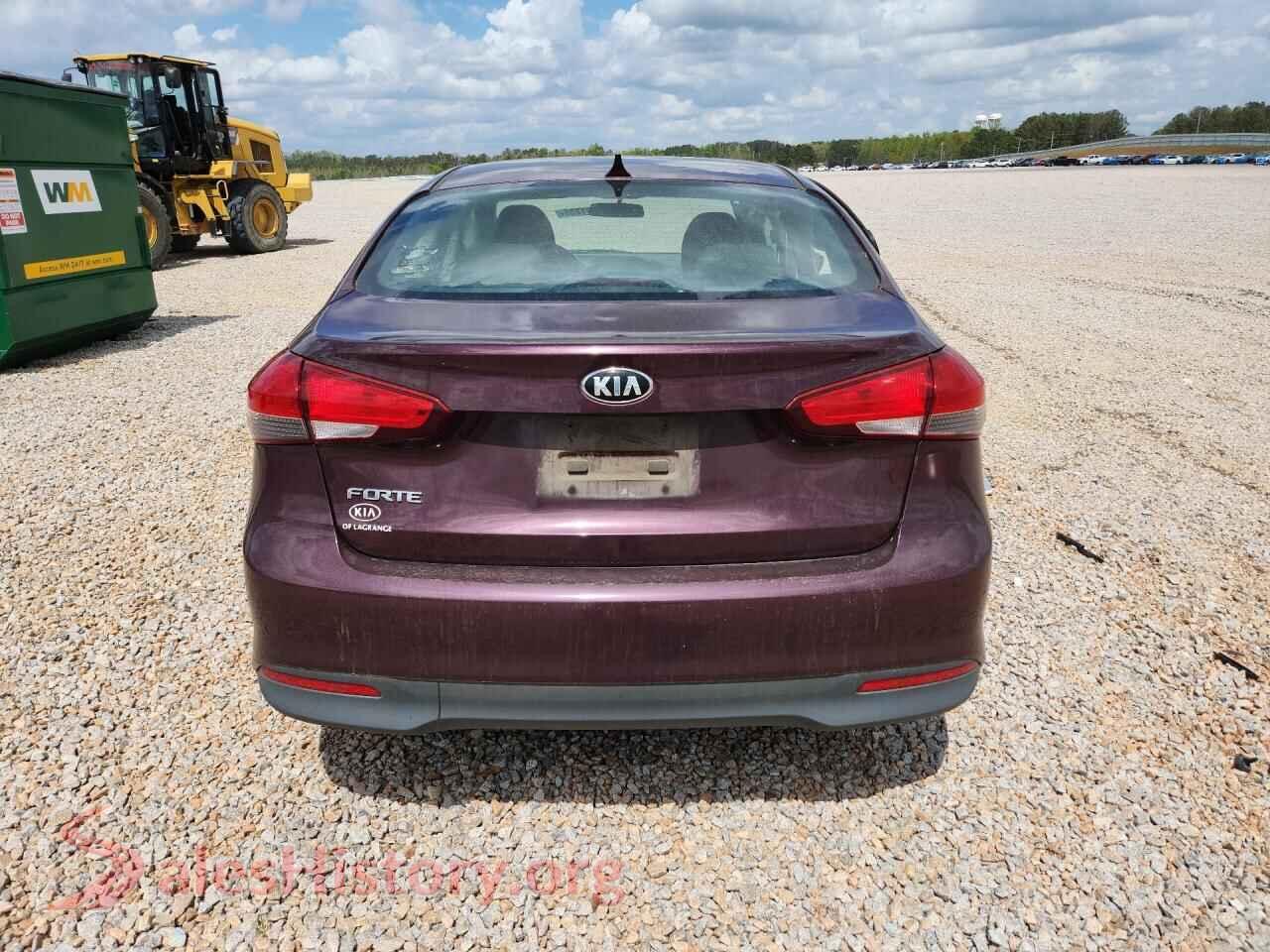 2017 KIA FORTE VIN 3KPFK4A79HE126013, left side view