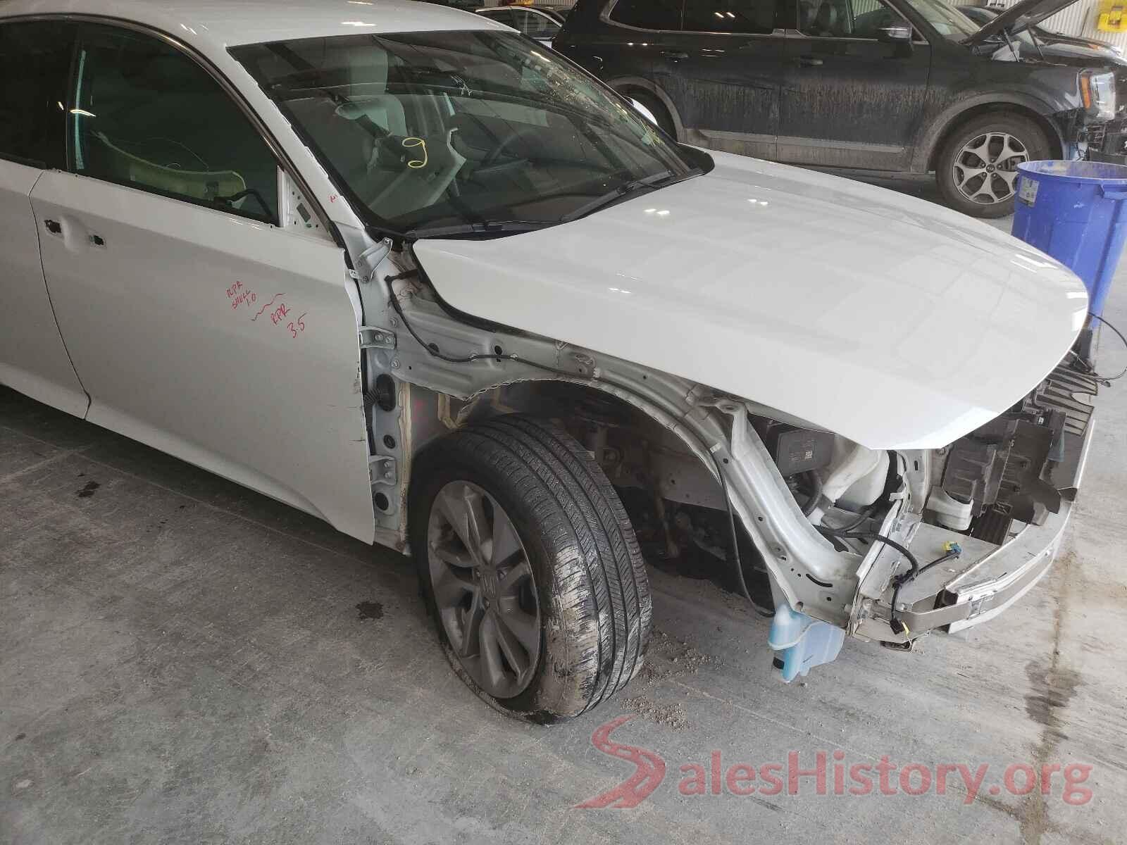 1HGCV1F10JA045859 2018 HONDA ACCORD