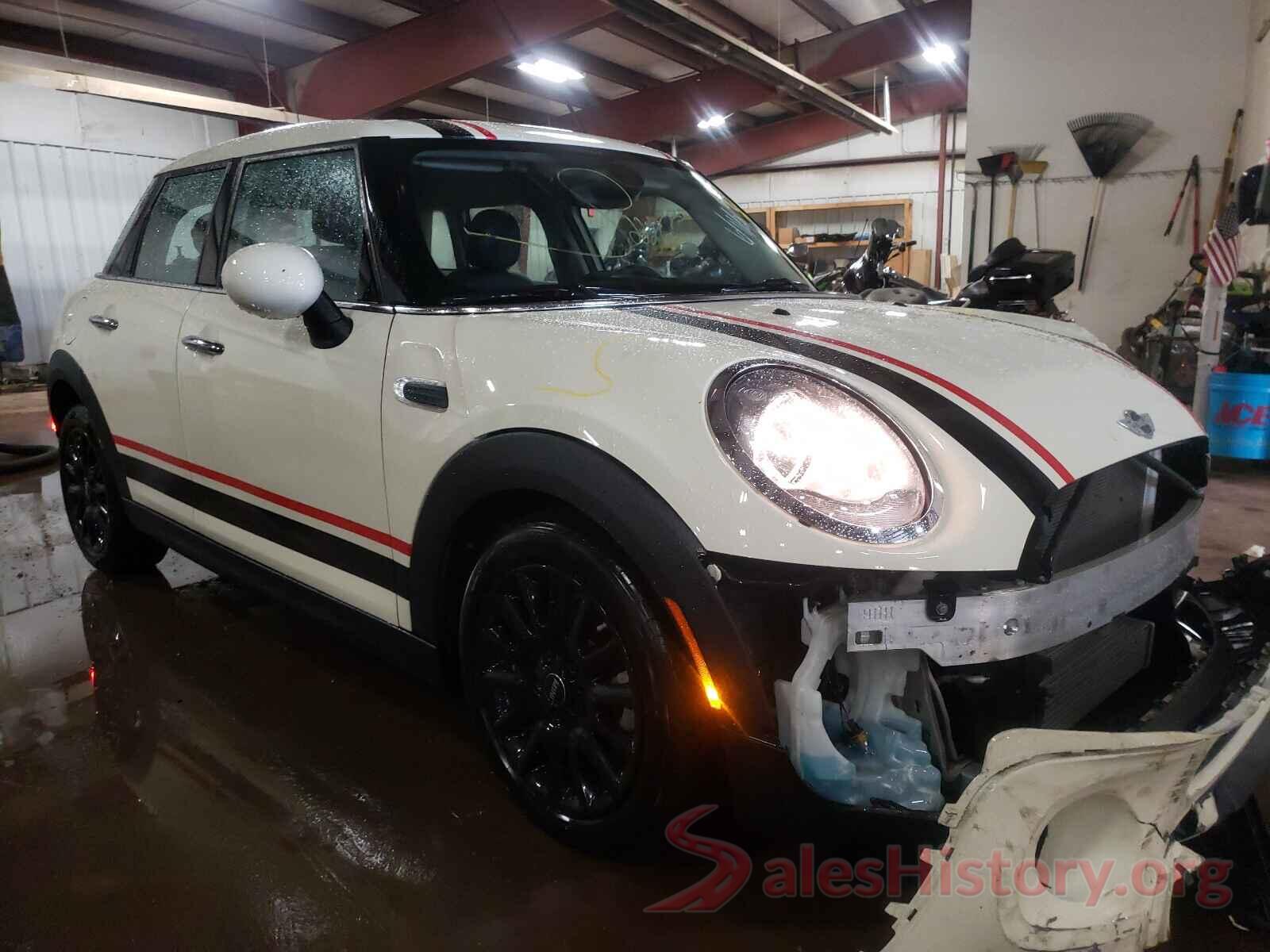 WMWXU1C59J2F79835 2018 MINI COOPER