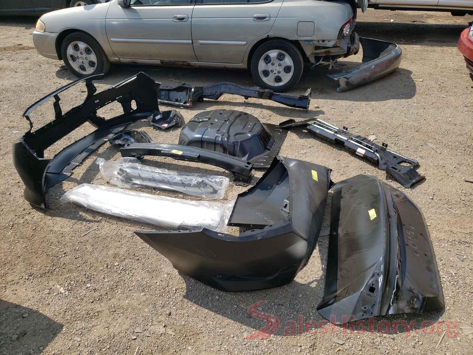 19XFC2F5XJE010575 2018 HONDA CIVIC