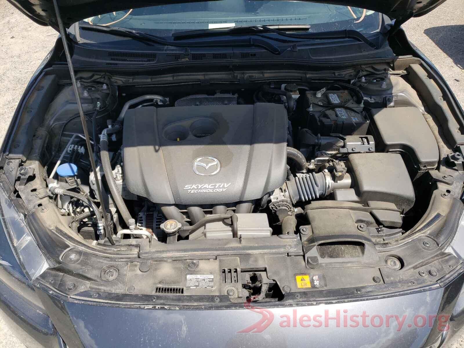 3MZBN1U79JM263655 2018 MAZDA 3