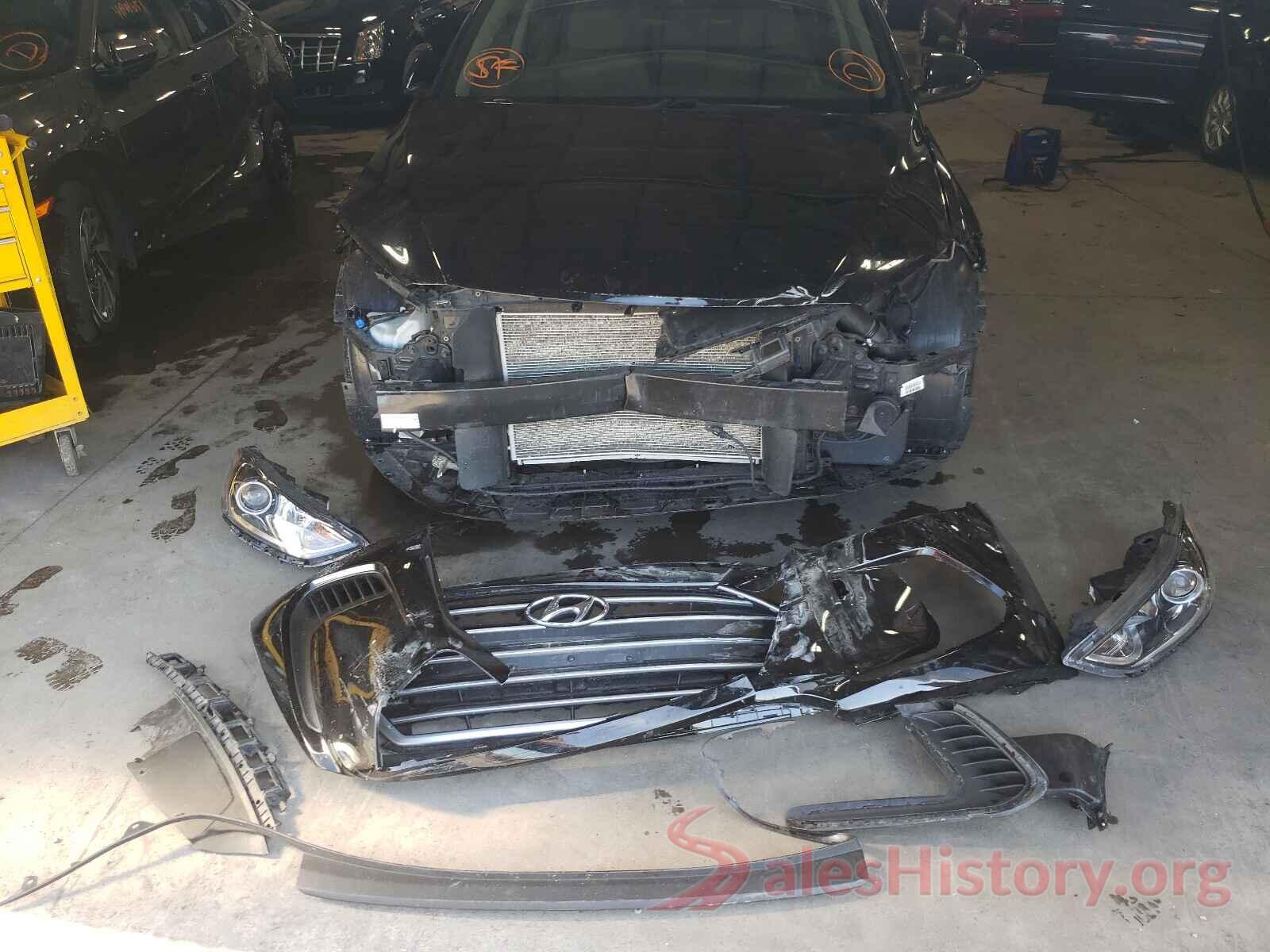 5NPD84LF2JH288674 2018 HYUNDAI ELANTRA