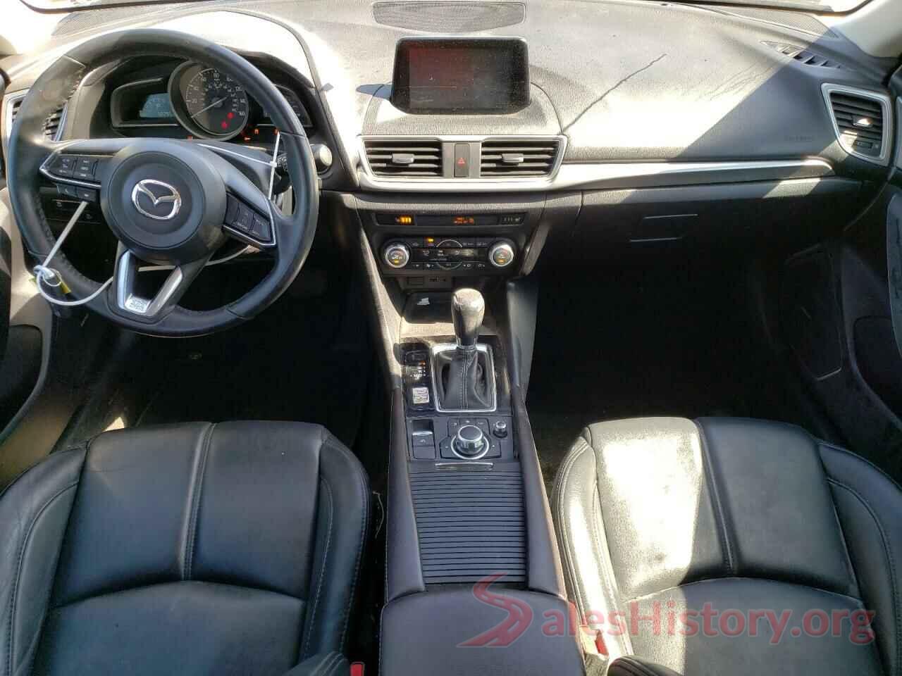 3MZBN1L38JM276265 2018 MAZDA 3