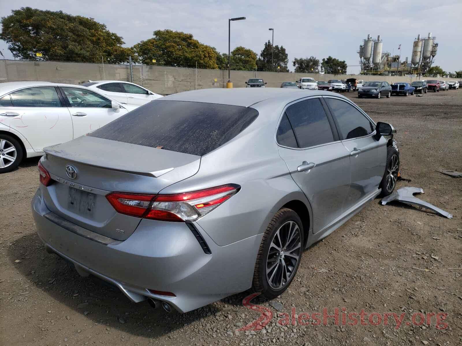 4T1B11HKXJU576427 2018 TOYOTA CAMRY