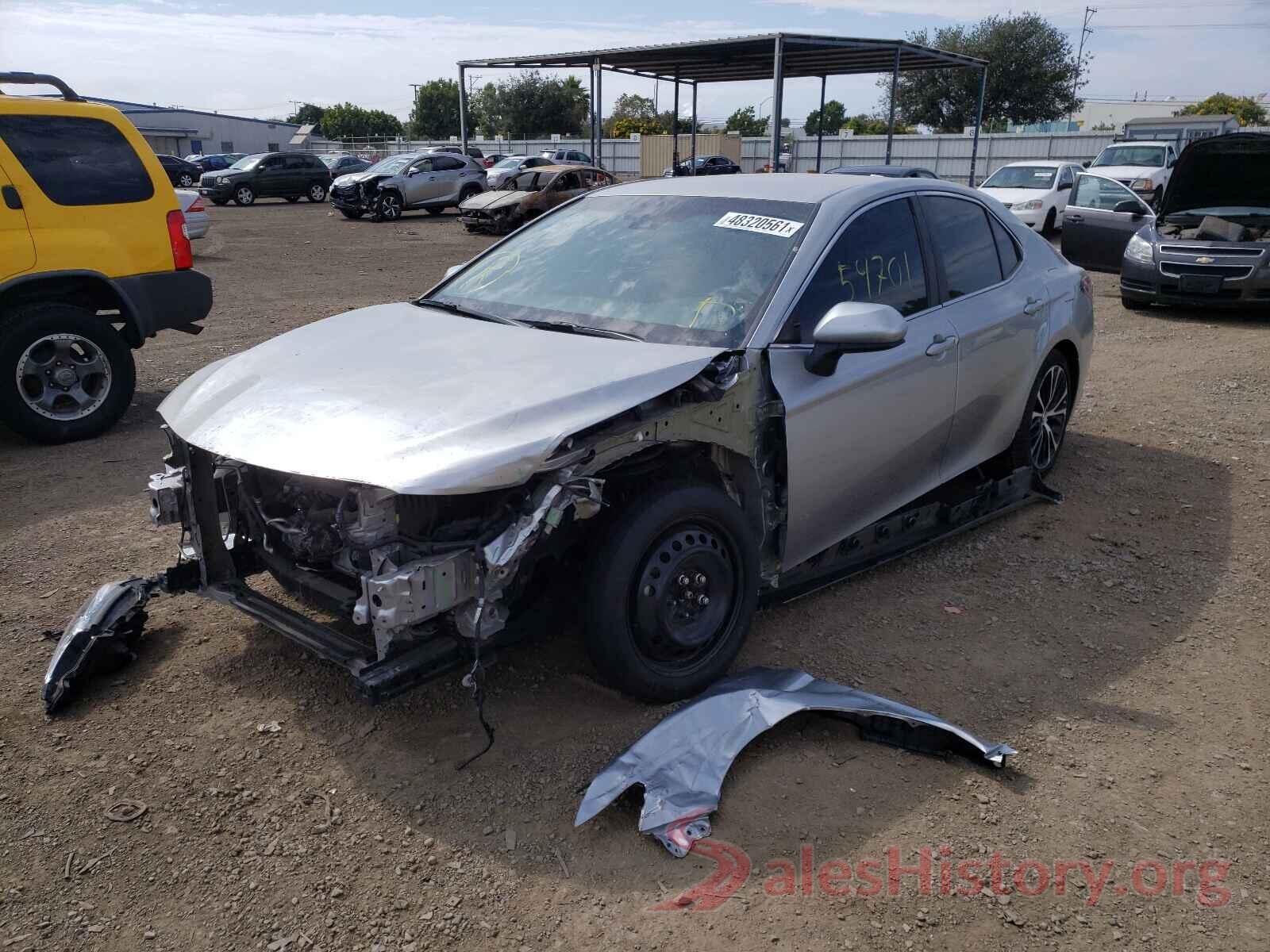 4T1B11HKXJU576427 2018 TOYOTA CAMRY