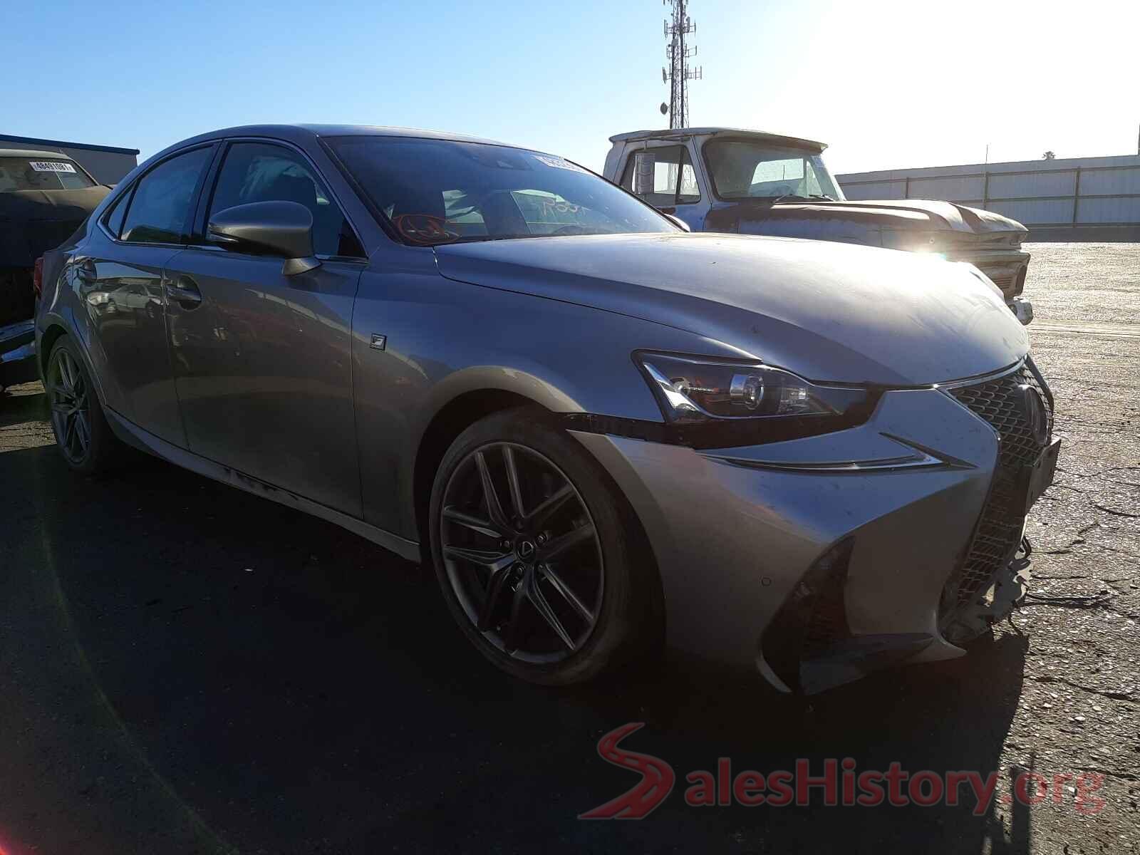 JTHBA1D20J5064050 2018 LEXUS IS