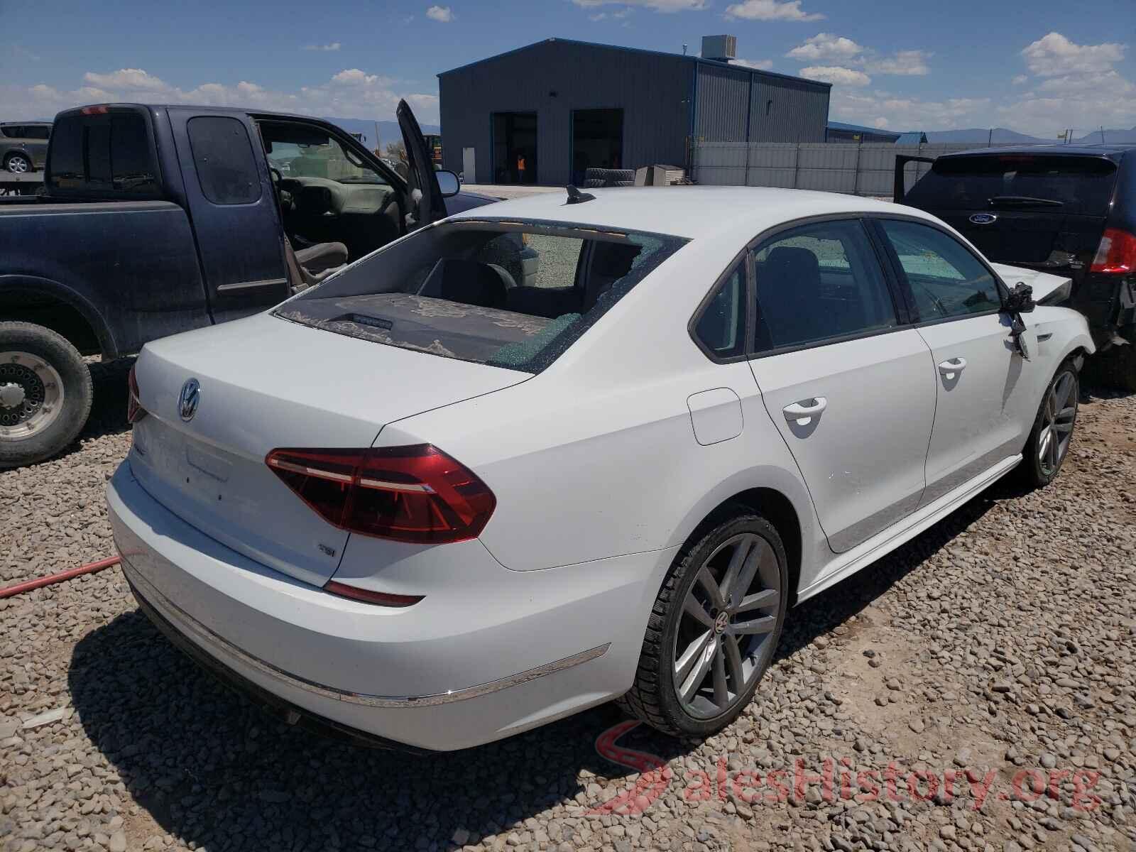 1VWAA7A33JC032232 2018 VOLKSWAGEN PASSAT