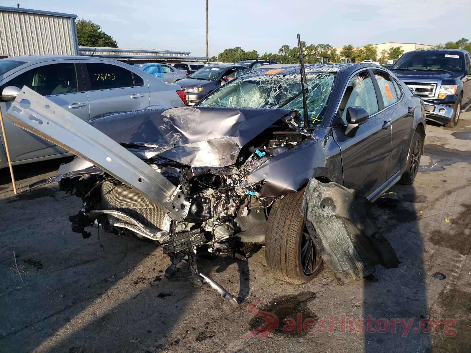 4T1G11AK2MU414697 2021 TOYOTA CAMRY