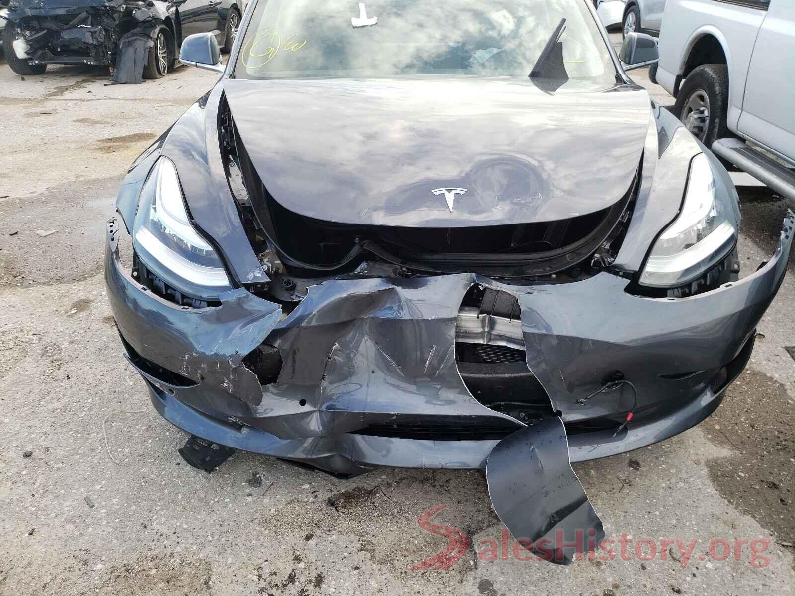 5YJ3E1EA4JF052725 2018 TESLA MODEL 3