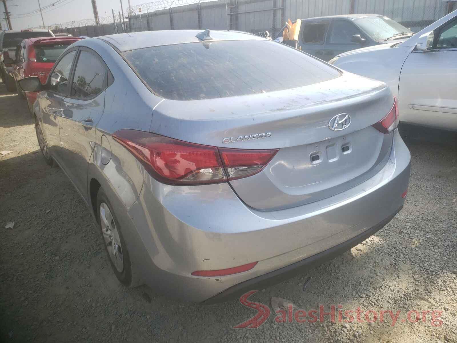 5NPDH4AE5GH762393 2016 HYUNDAI ELANTRA