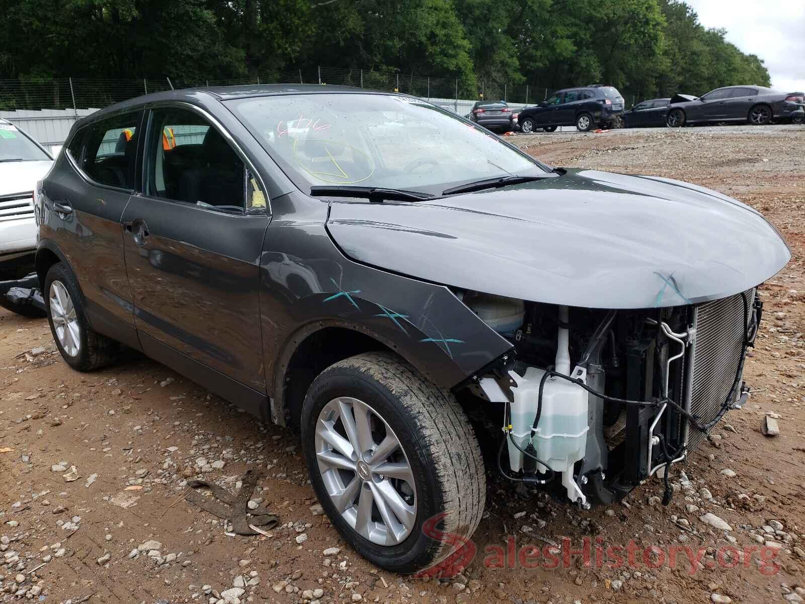 JN1BJ1CP9JW164062 2018 NISSAN ROGUE