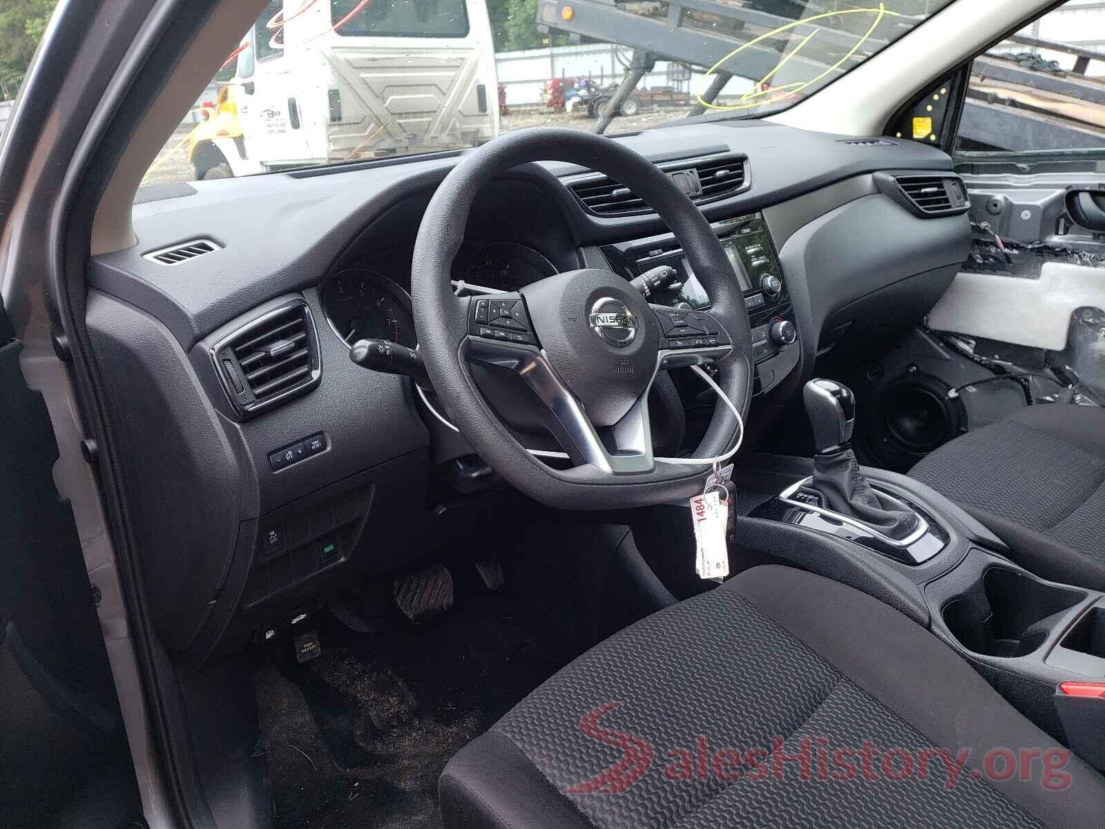 JN1BJ1CP9JW164062 2018 NISSAN ROGUE