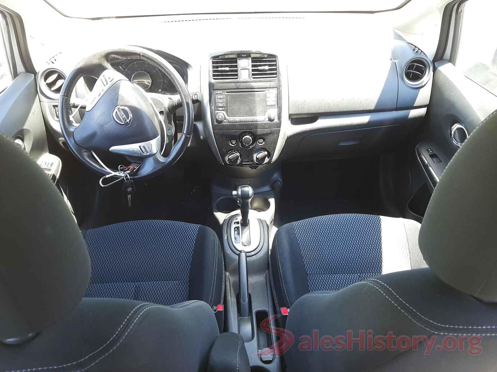 3N1CE2CP1JL354815 2018 NISSAN VERSA