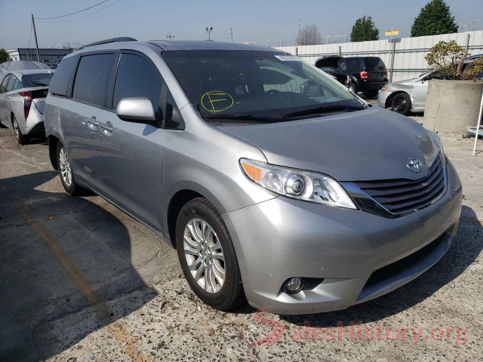 5TDYZ3DC9HS822299 2017 TOYOTA SIENNA