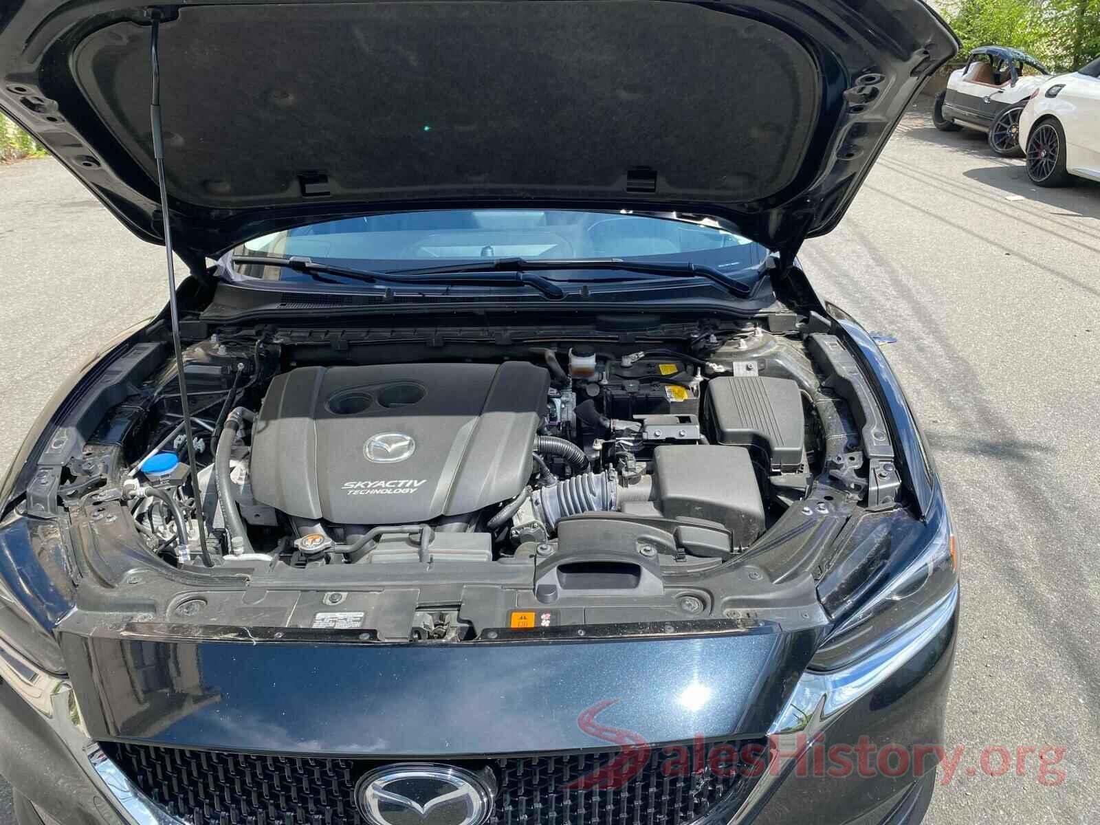 JM1GL1VMXJ1306920 2018 MAZDA 6