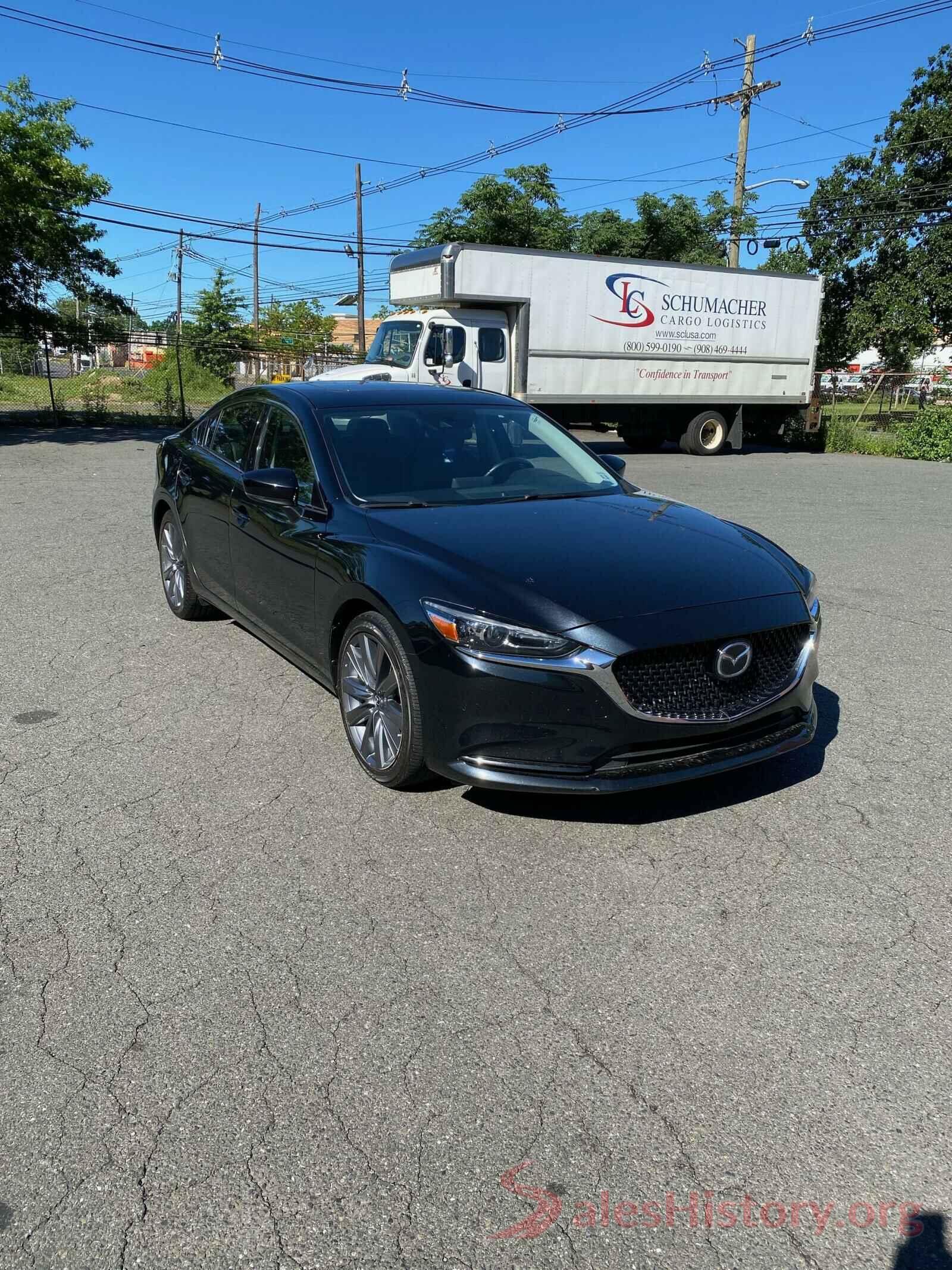 JM1GL1VMXJ1306920 2018 MAZDA 6