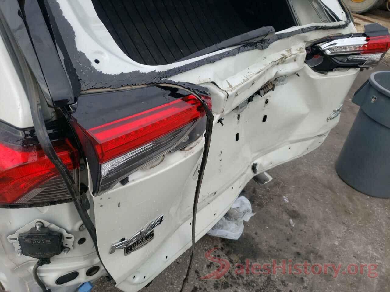 JTMEWRFV1KJ012702 2019 TOYOTA RAV4