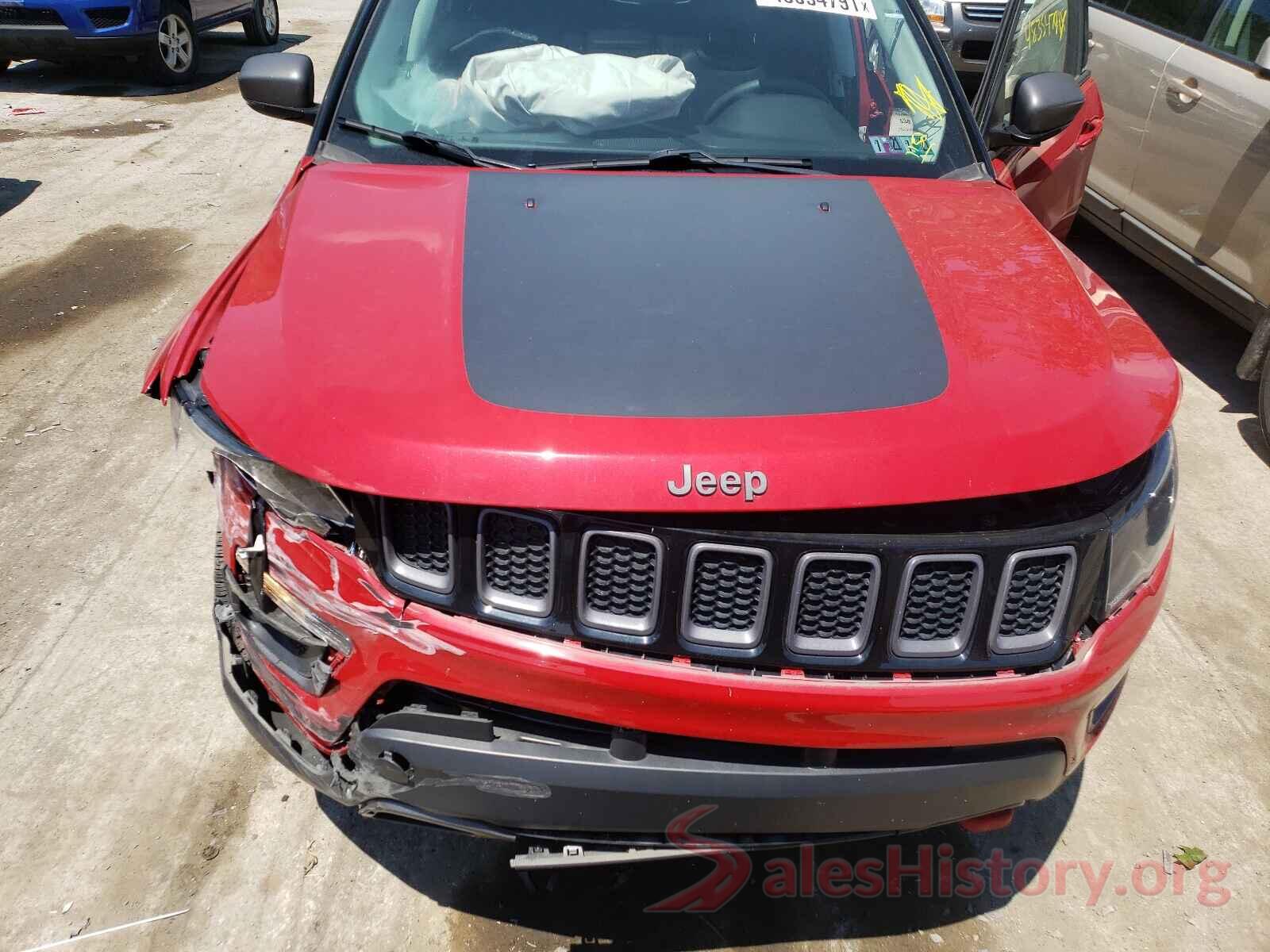 3C4NJDDB1KT602367 2019 JEEP COMPASS