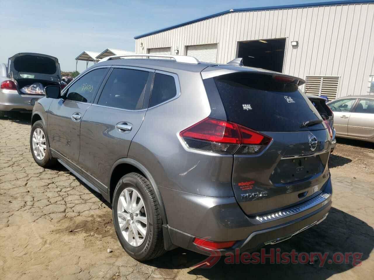 KNMAT2MT7JP605475 2018 NISSAN ROGUE