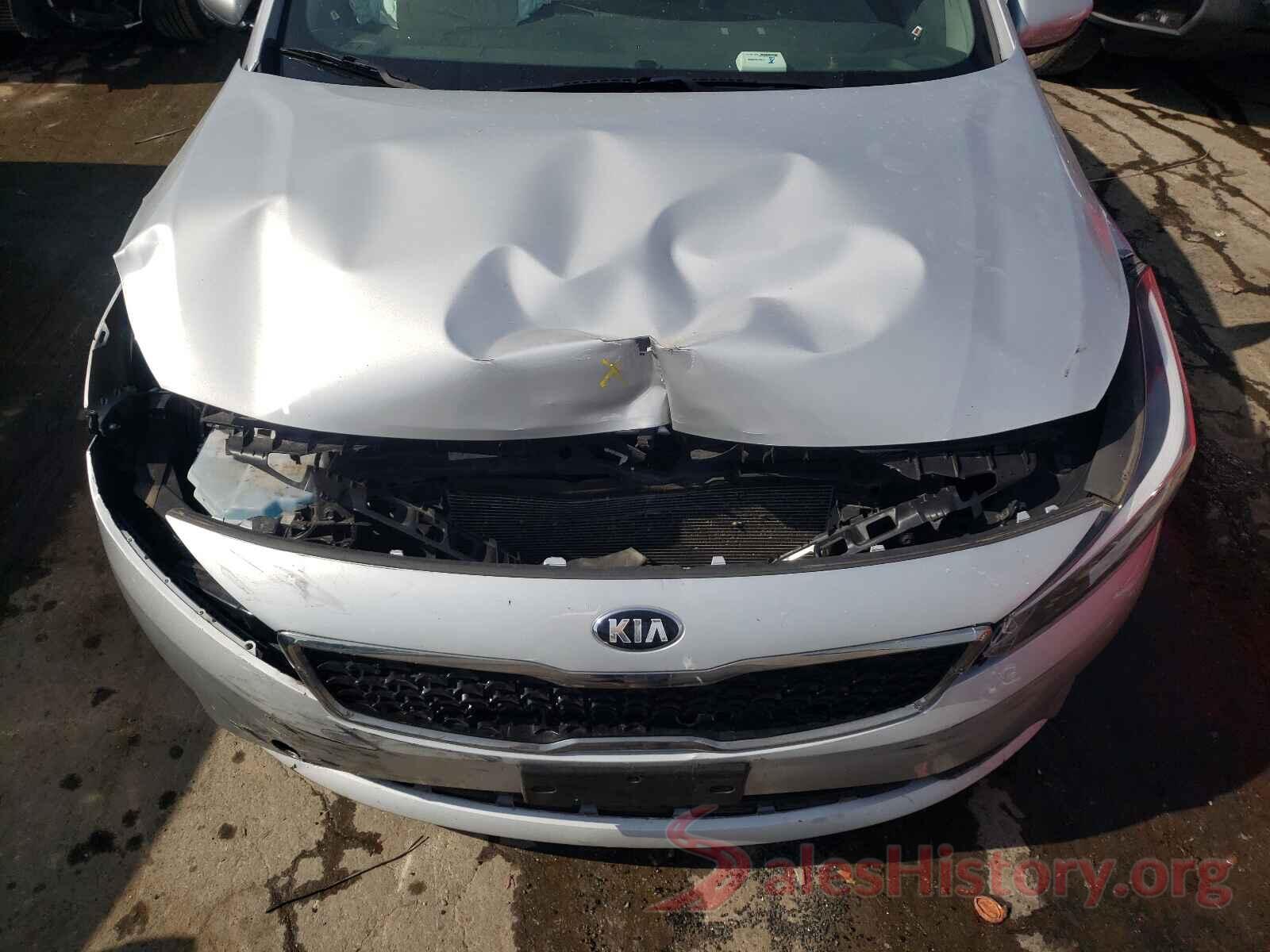 3KPFL4A75JE175986 2018 KIA FORTE