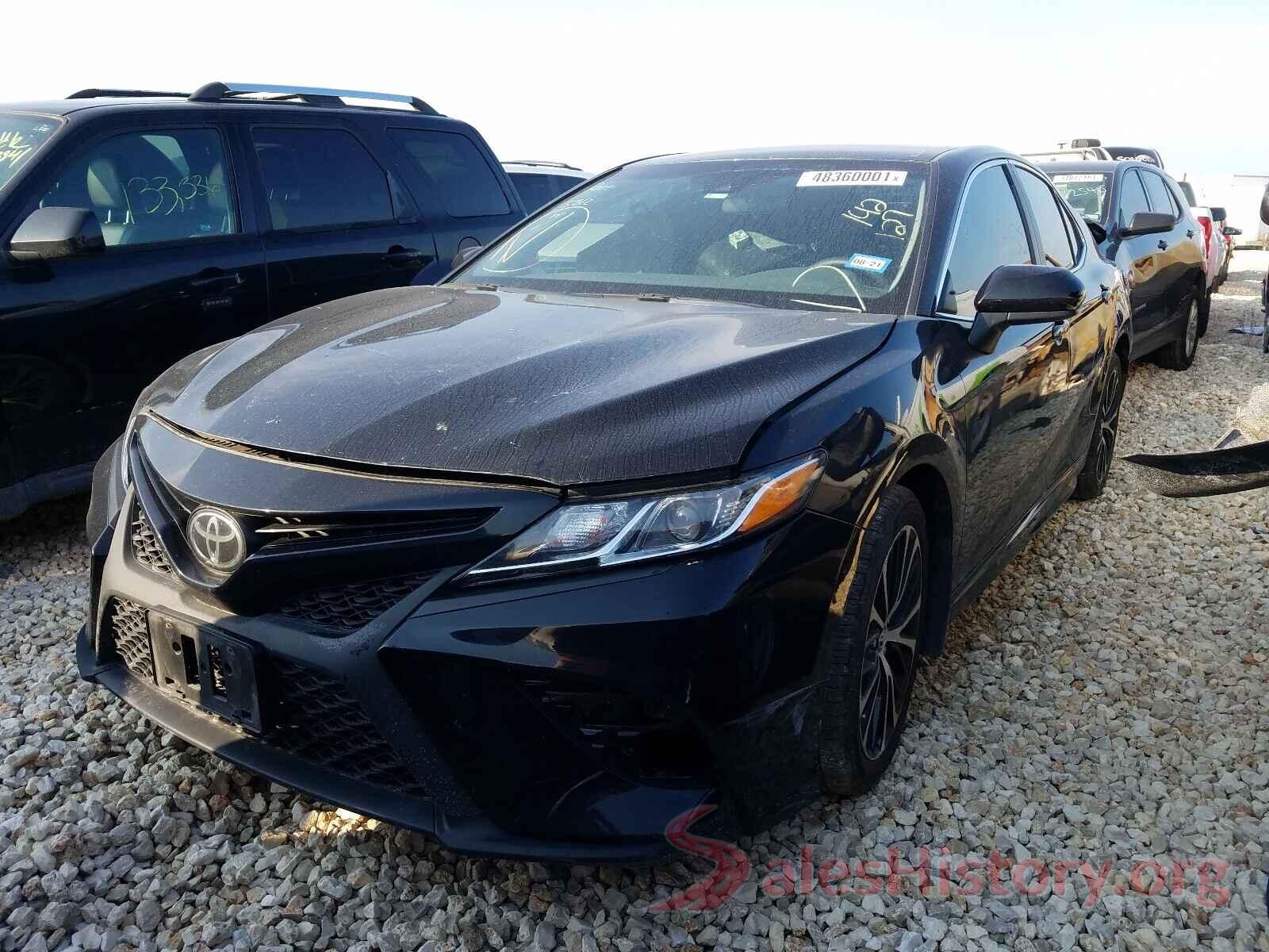 4T1B11HK9JU142127 2018 TOYOTA CAMRY