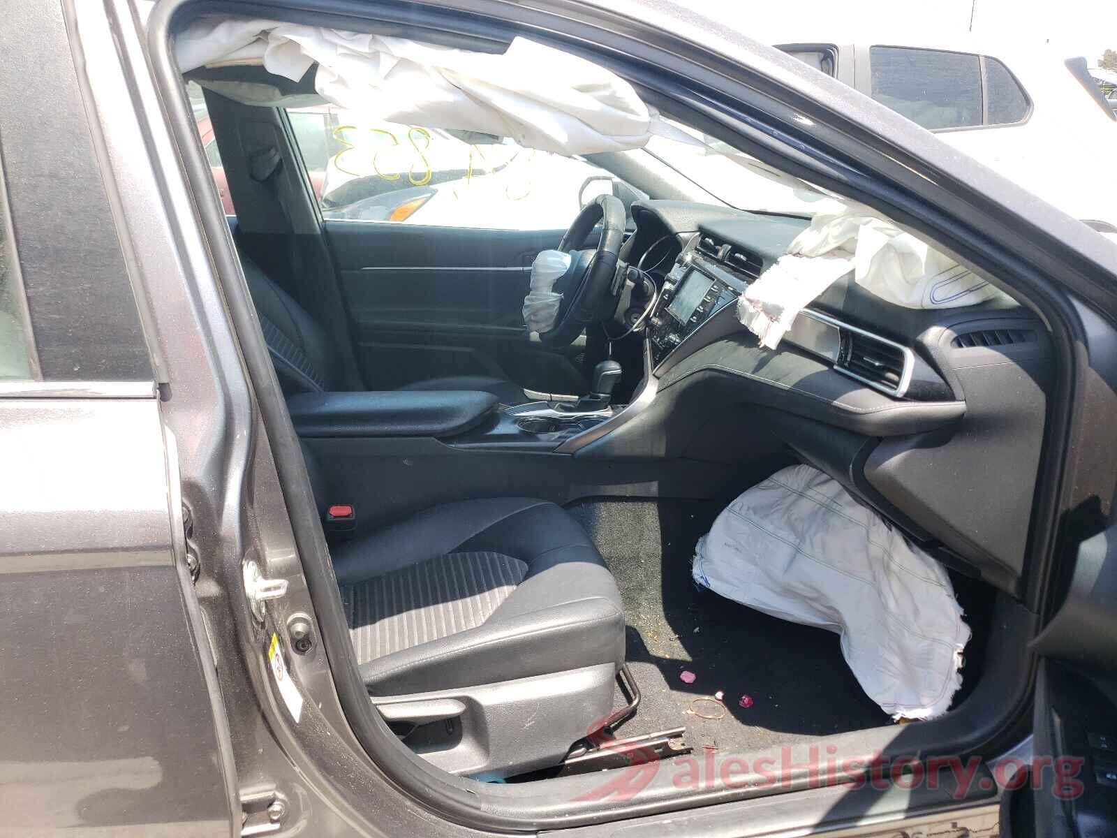 4T1B11HKXJU052484 2018 TOYOTA CAMRY