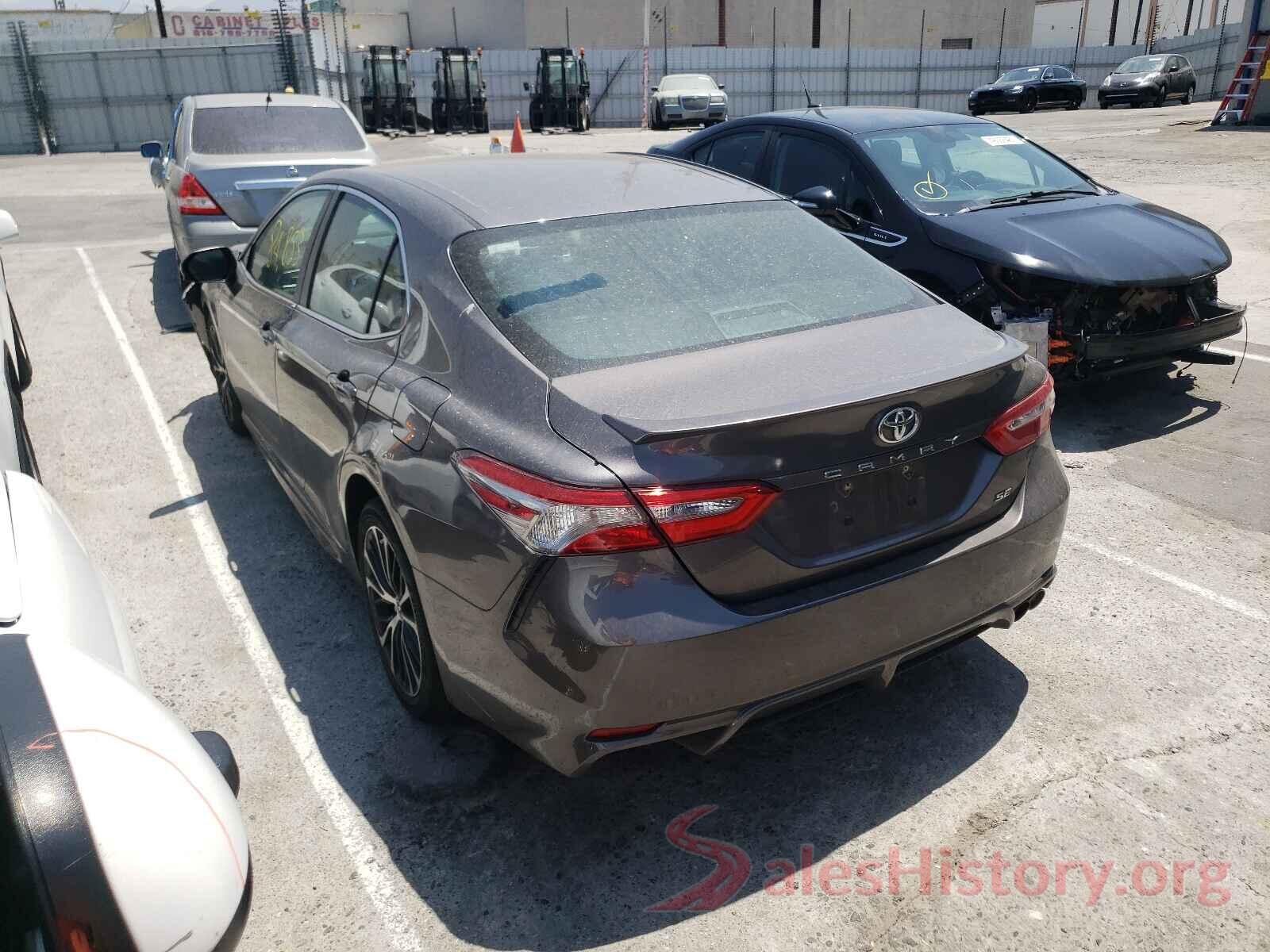 4T1B11HKXJU052484 2018 TOYOTA CAMRY