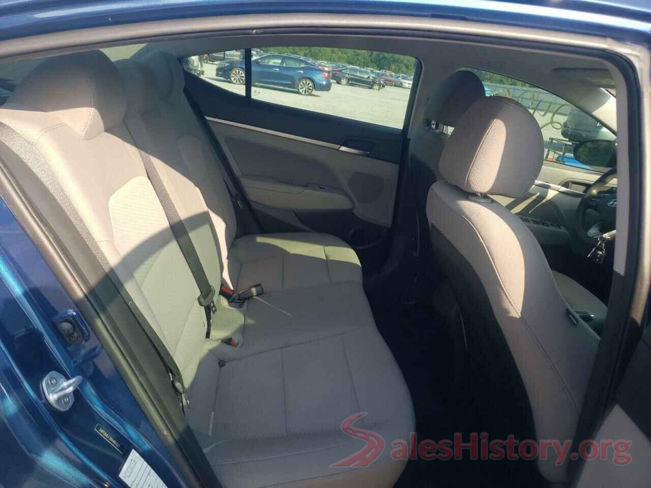 5NPD84LF7KH461011 2019 HYUNDAI ELANTRA