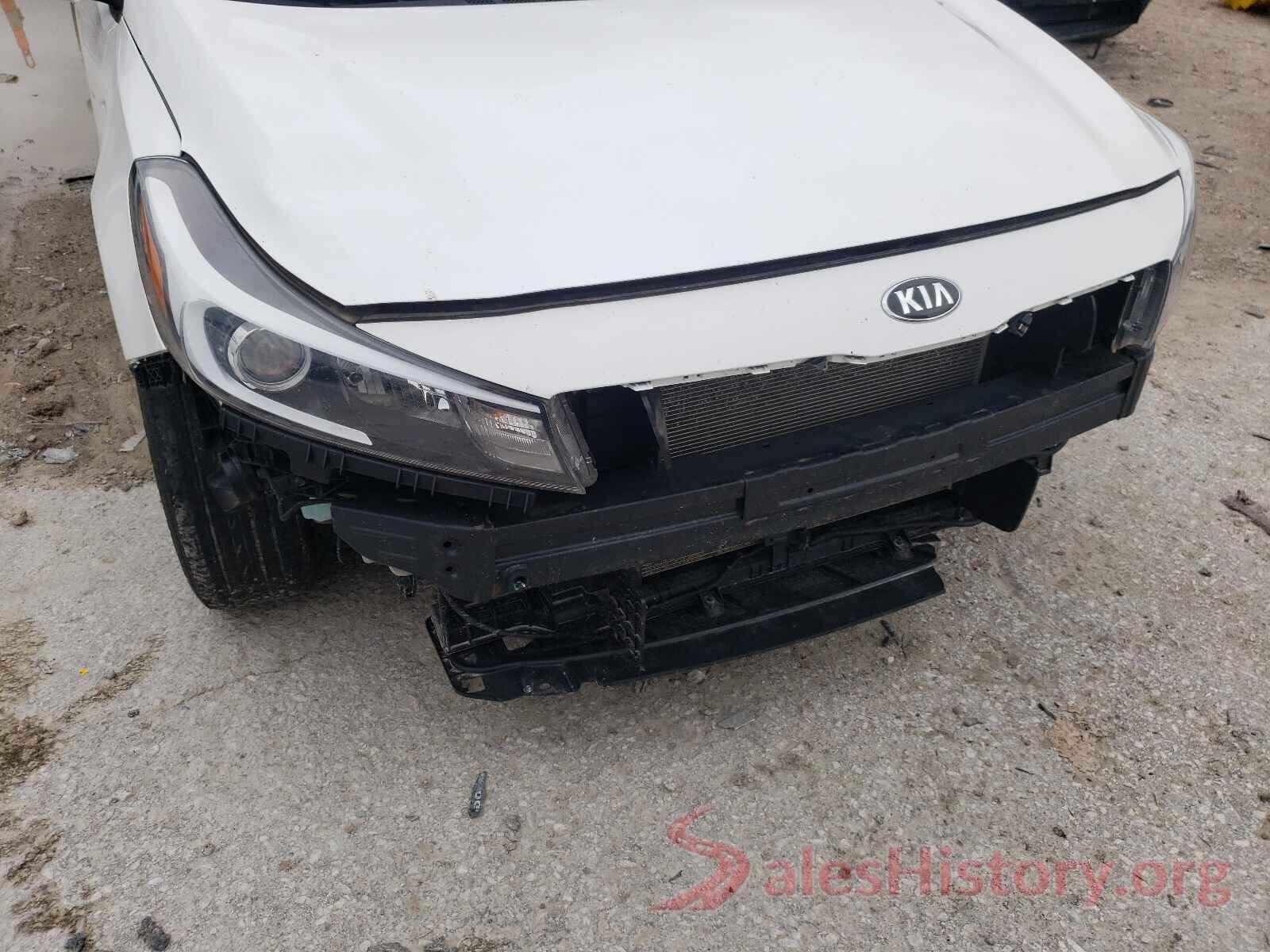 3KPFL4A78JE211492 2018 KIA FORTE