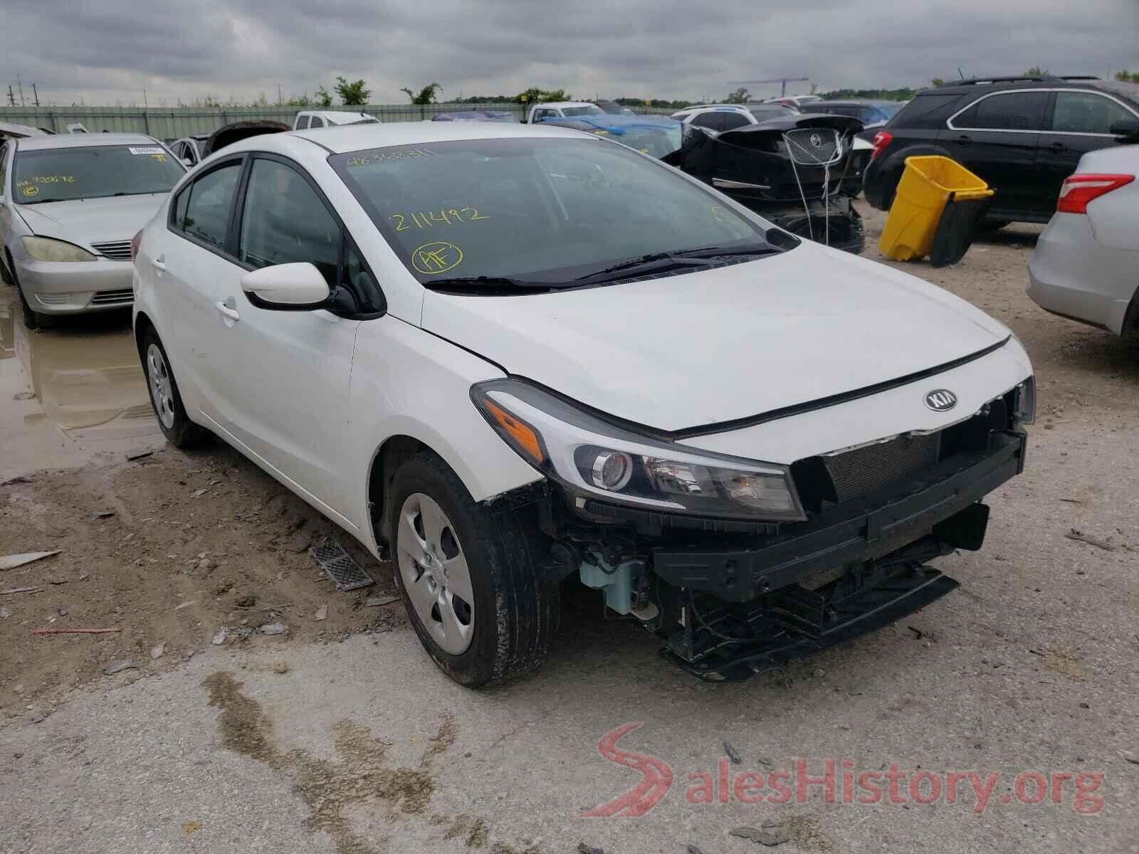 3KPFL4A78JE211492 2018 KIA FORTE