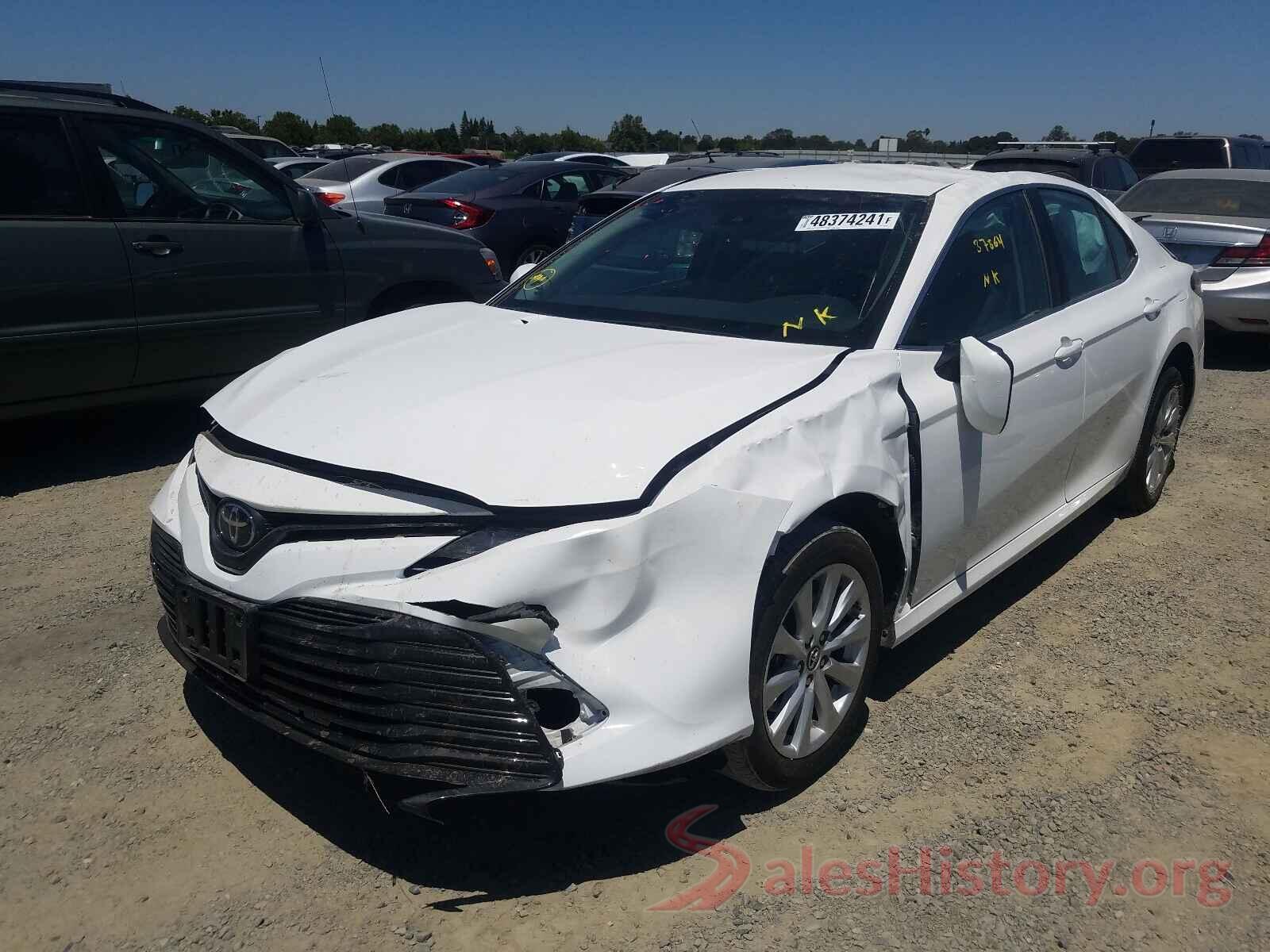 4T1B11HK3JU644261 2018 TOYOTA CAMRY