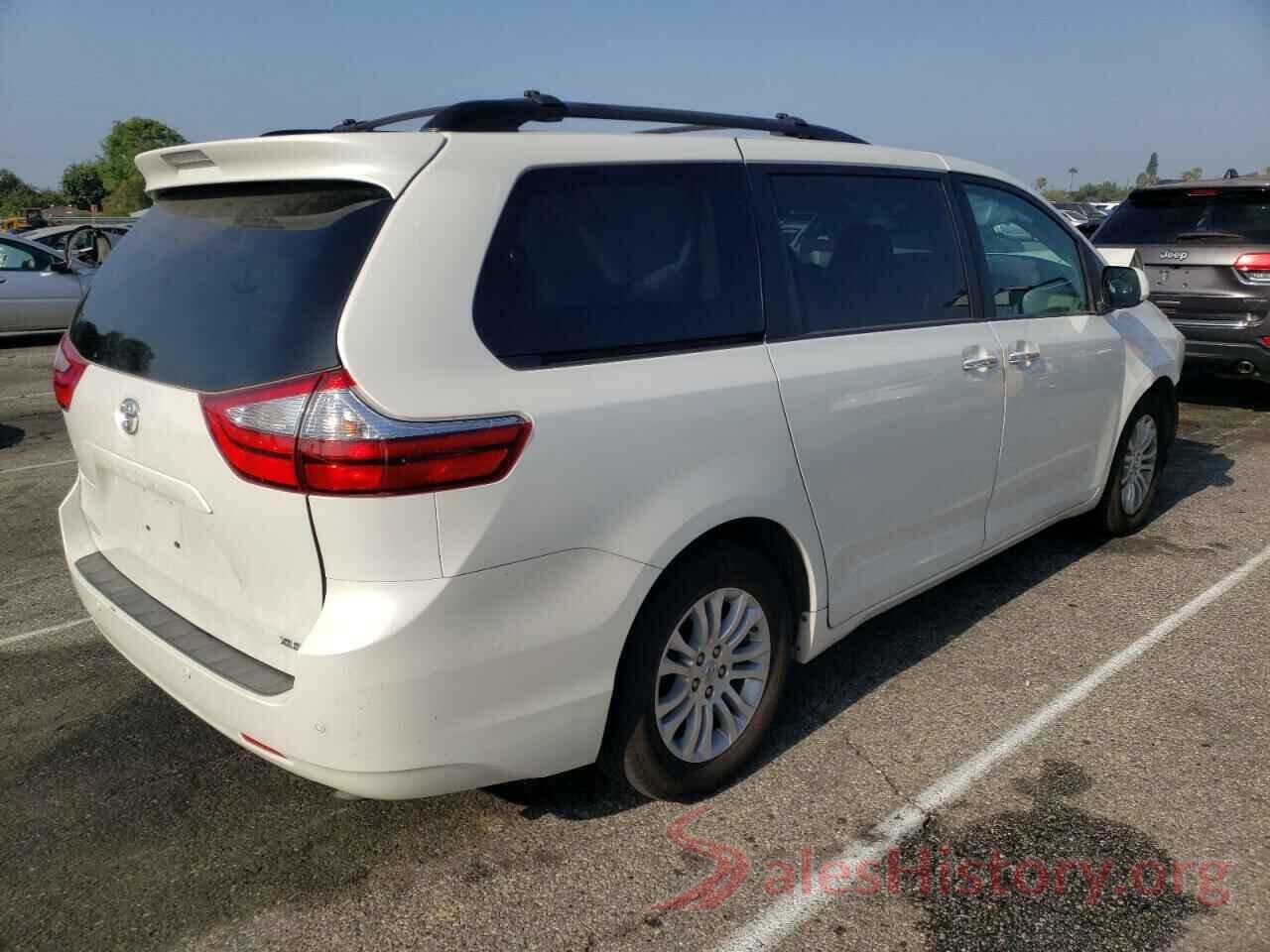 5TDYZ3DC2HS813119 2017 TOYOTA SIENNA