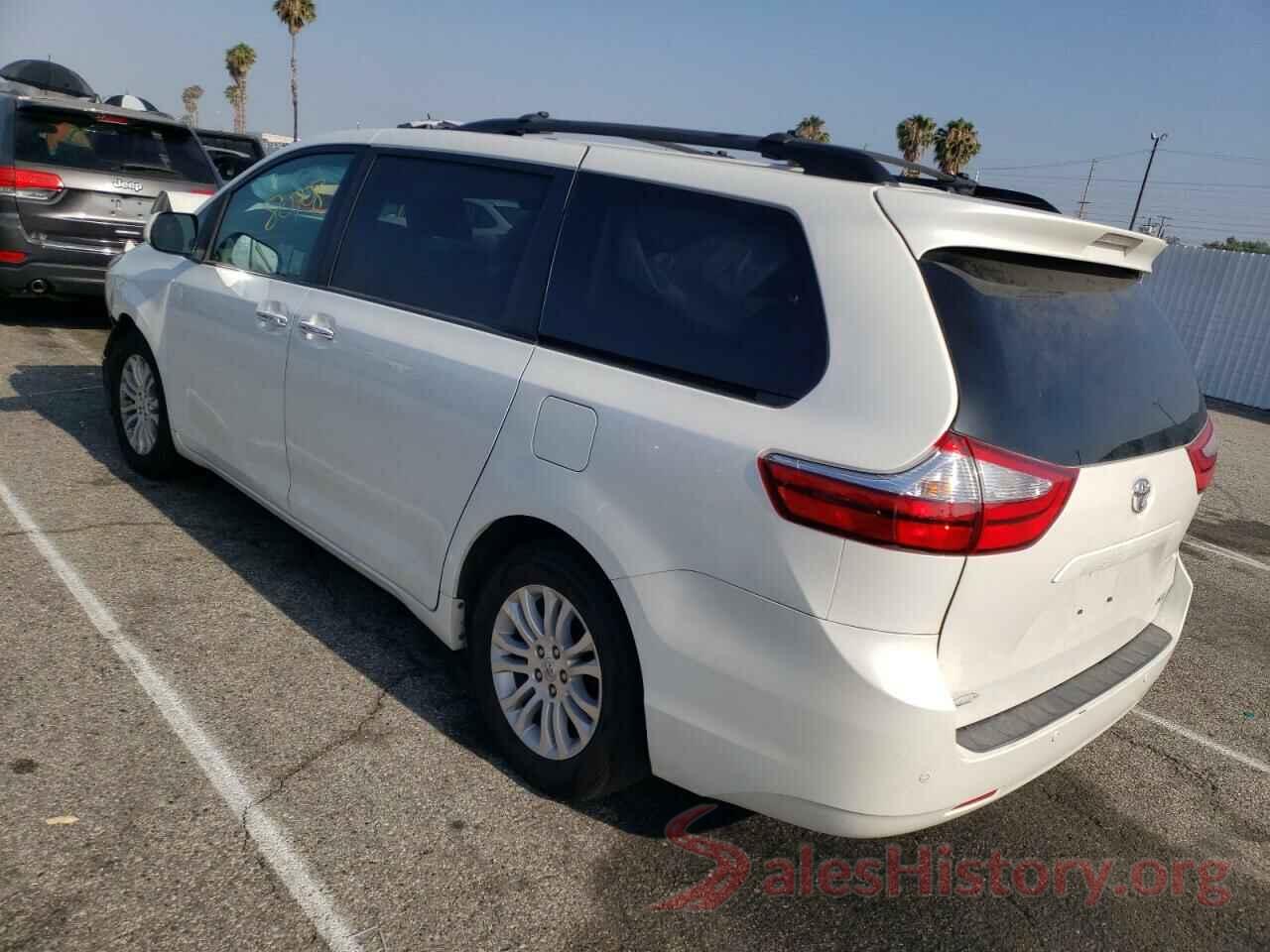 5TDYZ3DC2HS813119 2017 TOYOTA SIENNA