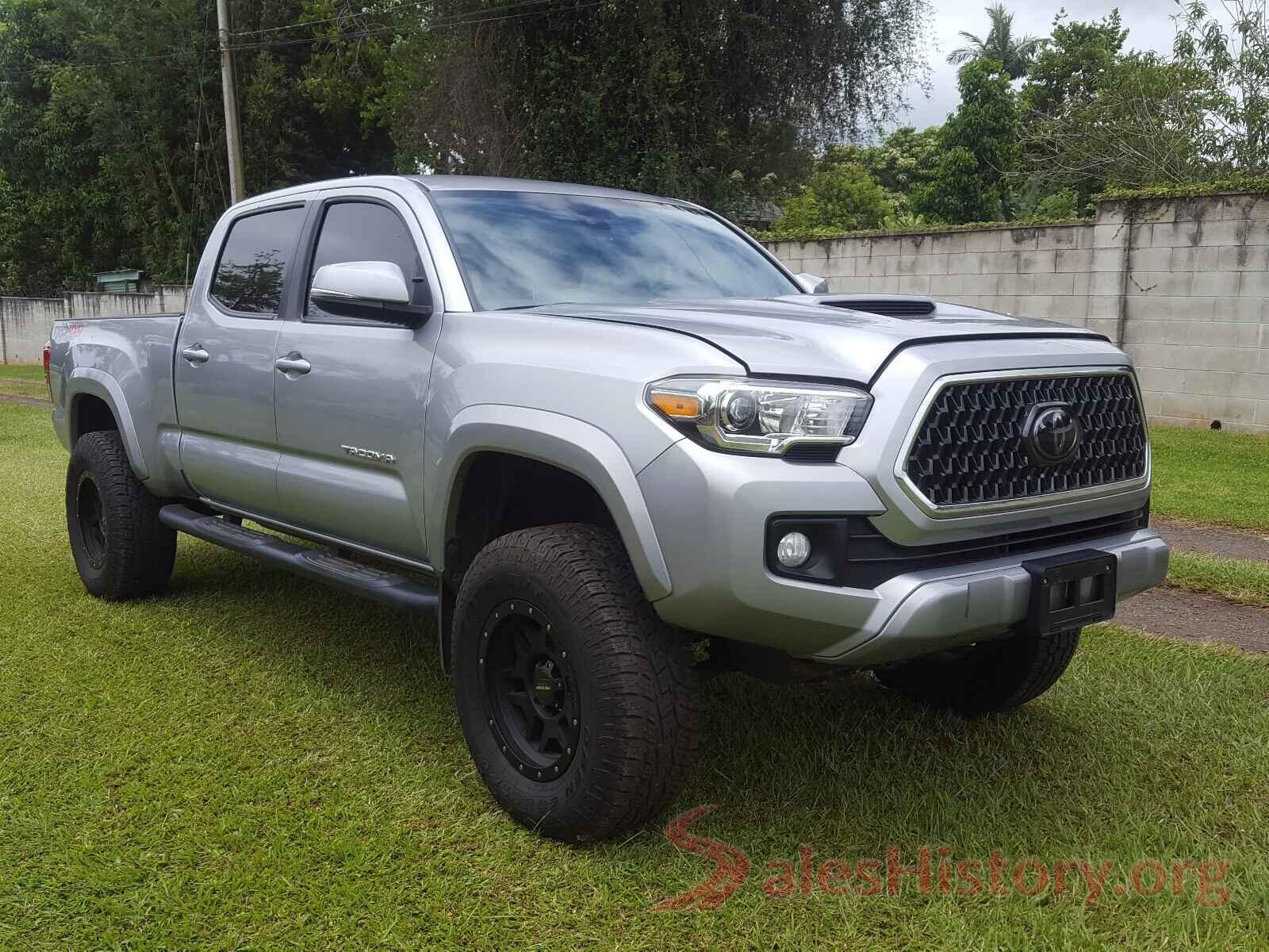 3TMDZ5BN6JM038246 2018 TOYOTA TACOMA