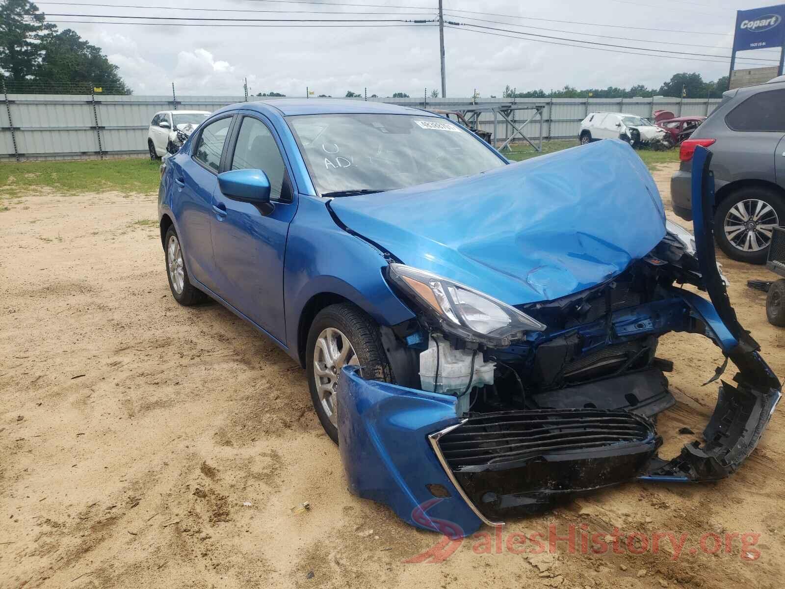 3MYDLBYV4JY332469 2018 TOYOTA YARIS