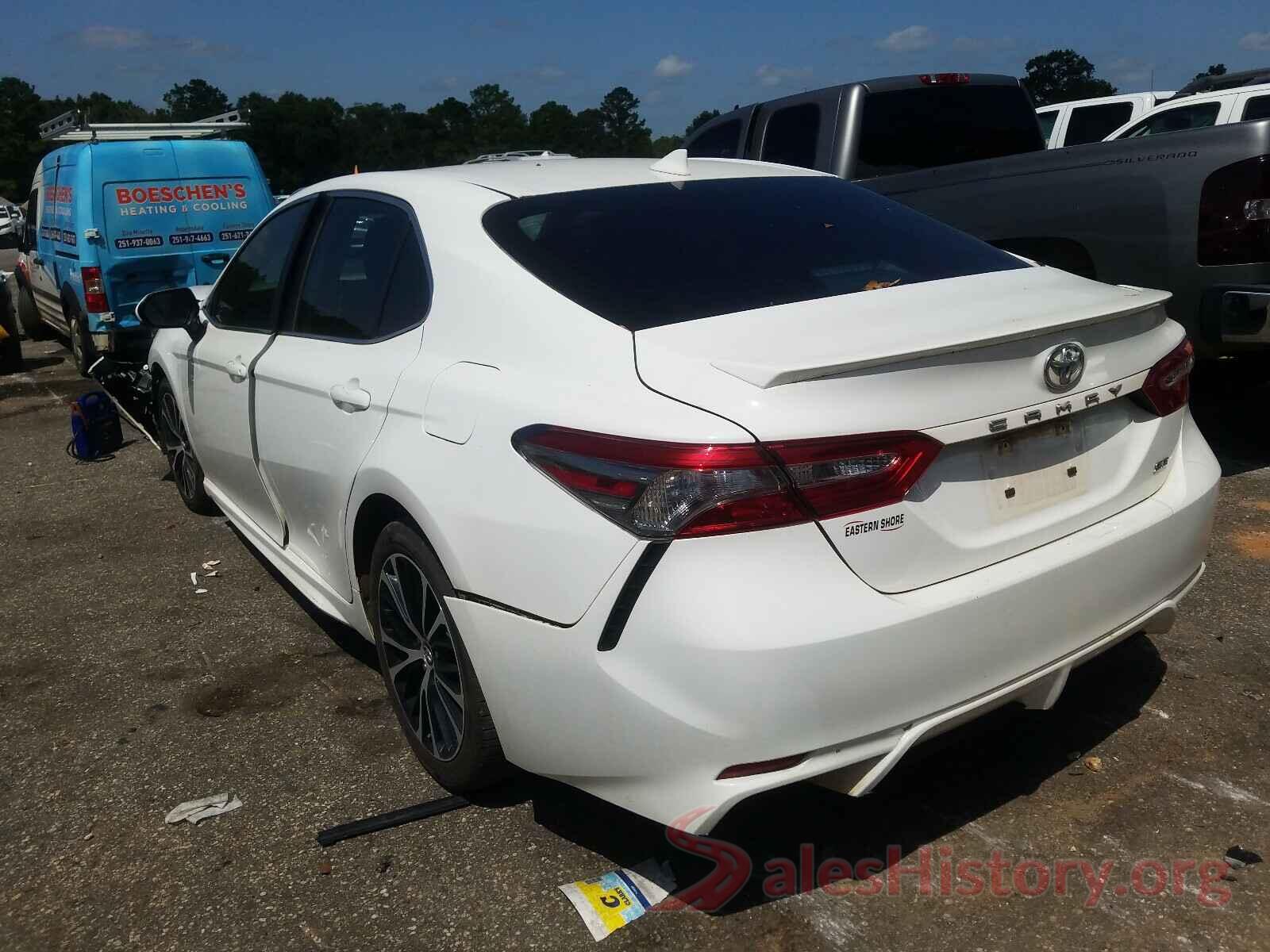 4T1B11HK0KU767517 2019 TOYOTA CAMRY