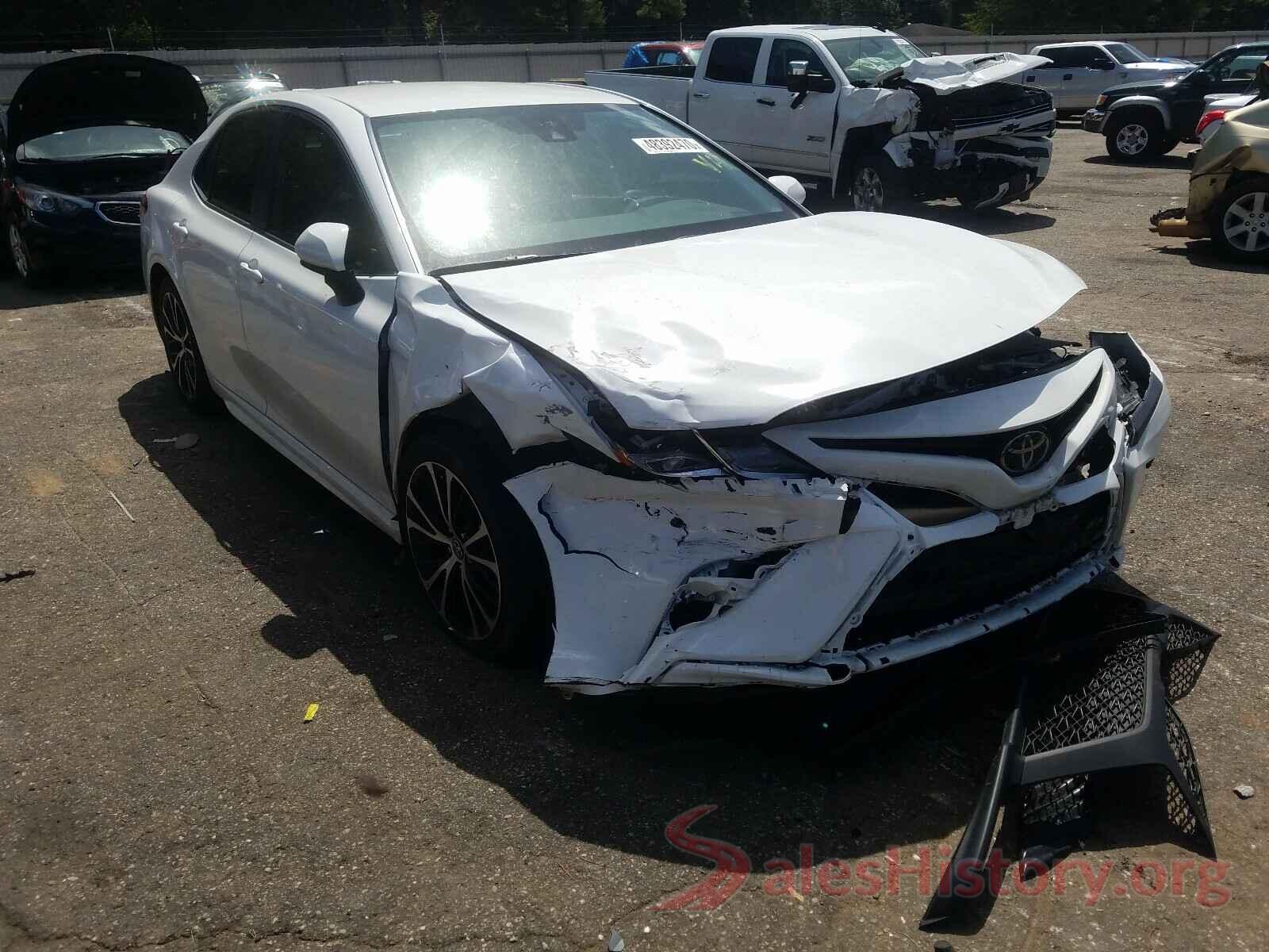 4T1B11HK0KU767517 2019 TOYOTA CAMRY