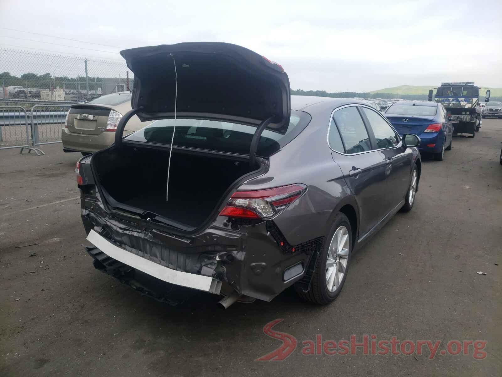 4T1C11AK9MU563848 2021 TOYOTA CAMRY