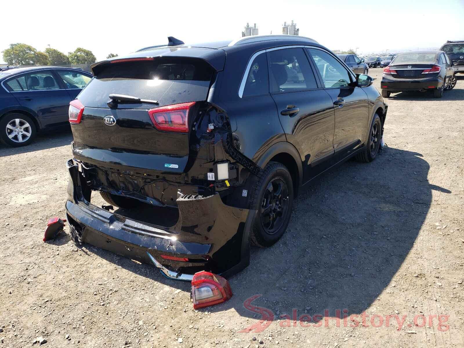 KNDCD3LD6J5148966 2018 KIA NIRO