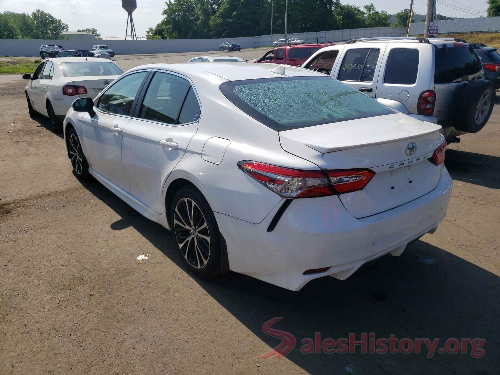 4T1B11HK7KU820228 2019 TOYOTA CAMRY