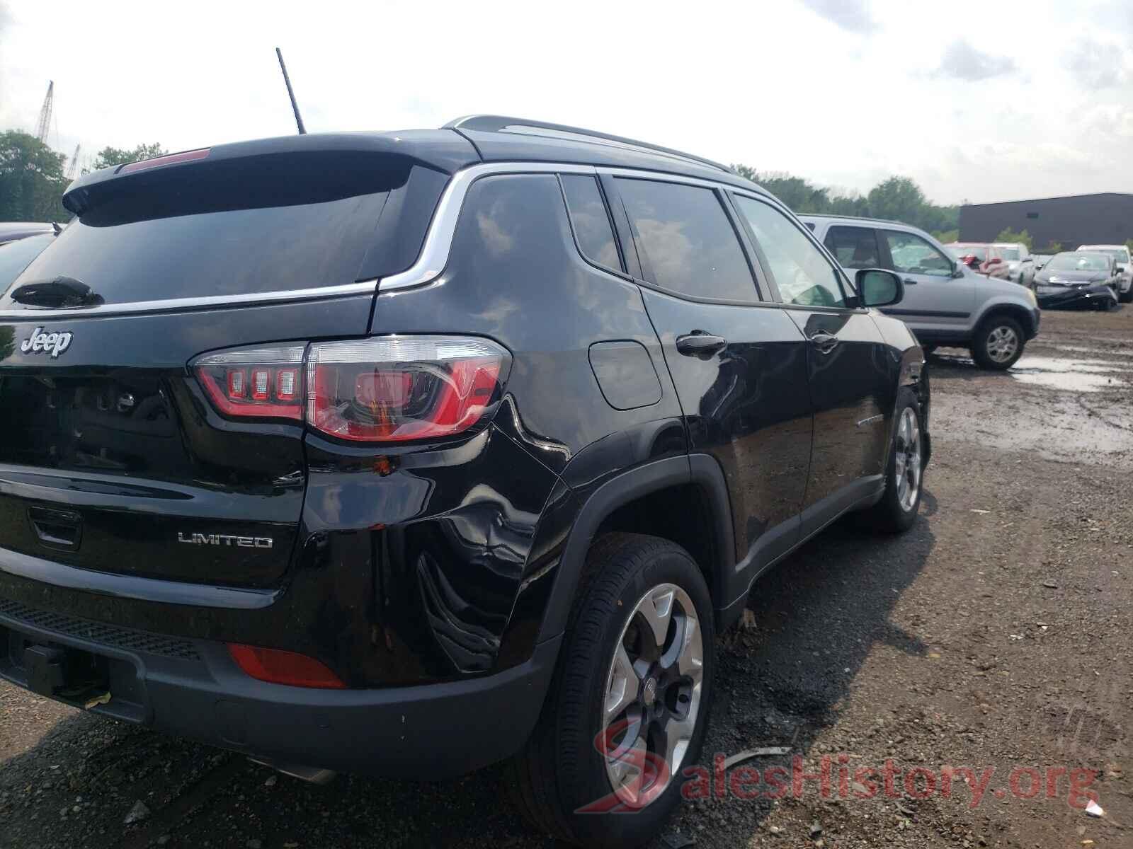 3C4NJDCB8JT135190 2018 JEEP COMPASS