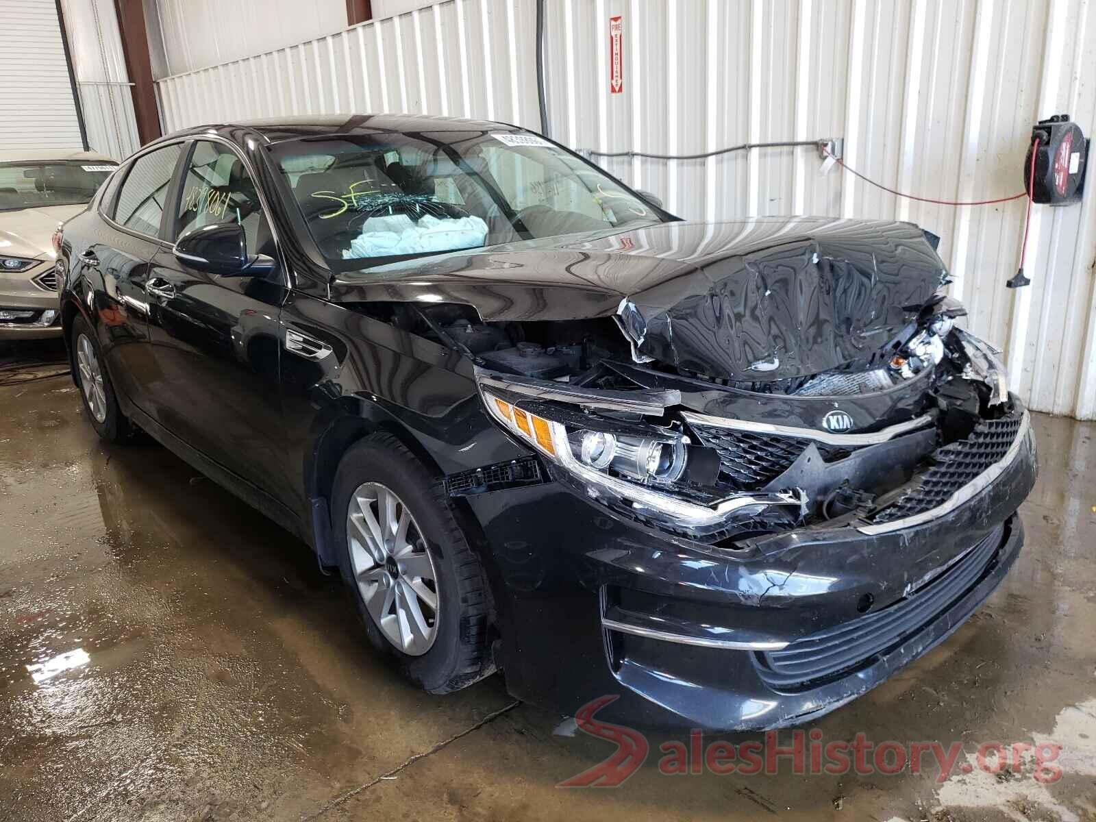 KNAGT4L33H5132894 2017 KIA OPTIMA