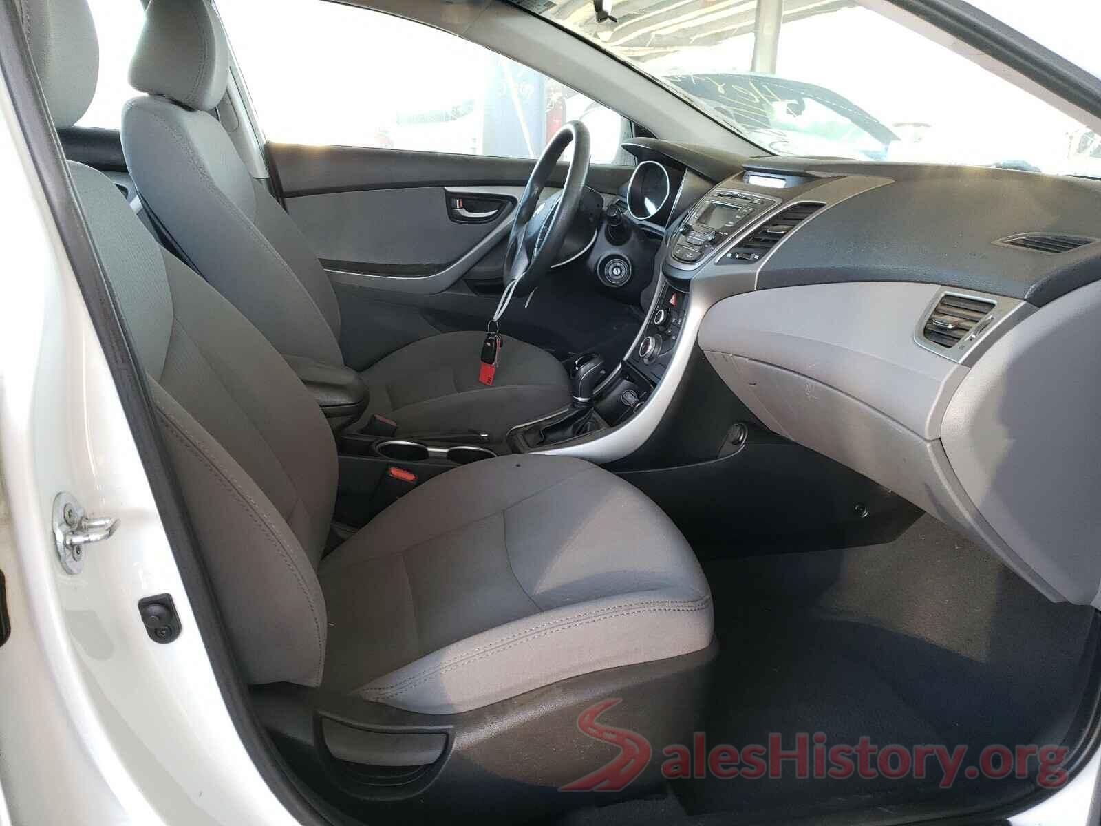 5NPDH4AE1GH663845 2016 HYUNDAI ELANTRA